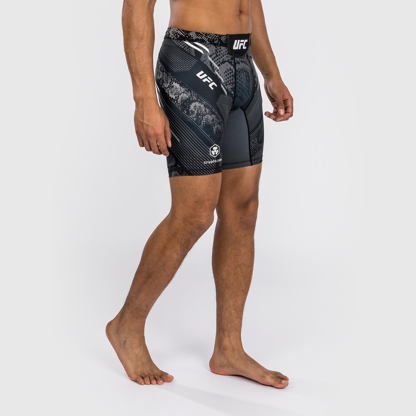 UFC Adrenaline by Venum Authentic Fight Night Short Vale Tudo für Männer - Schwarz
