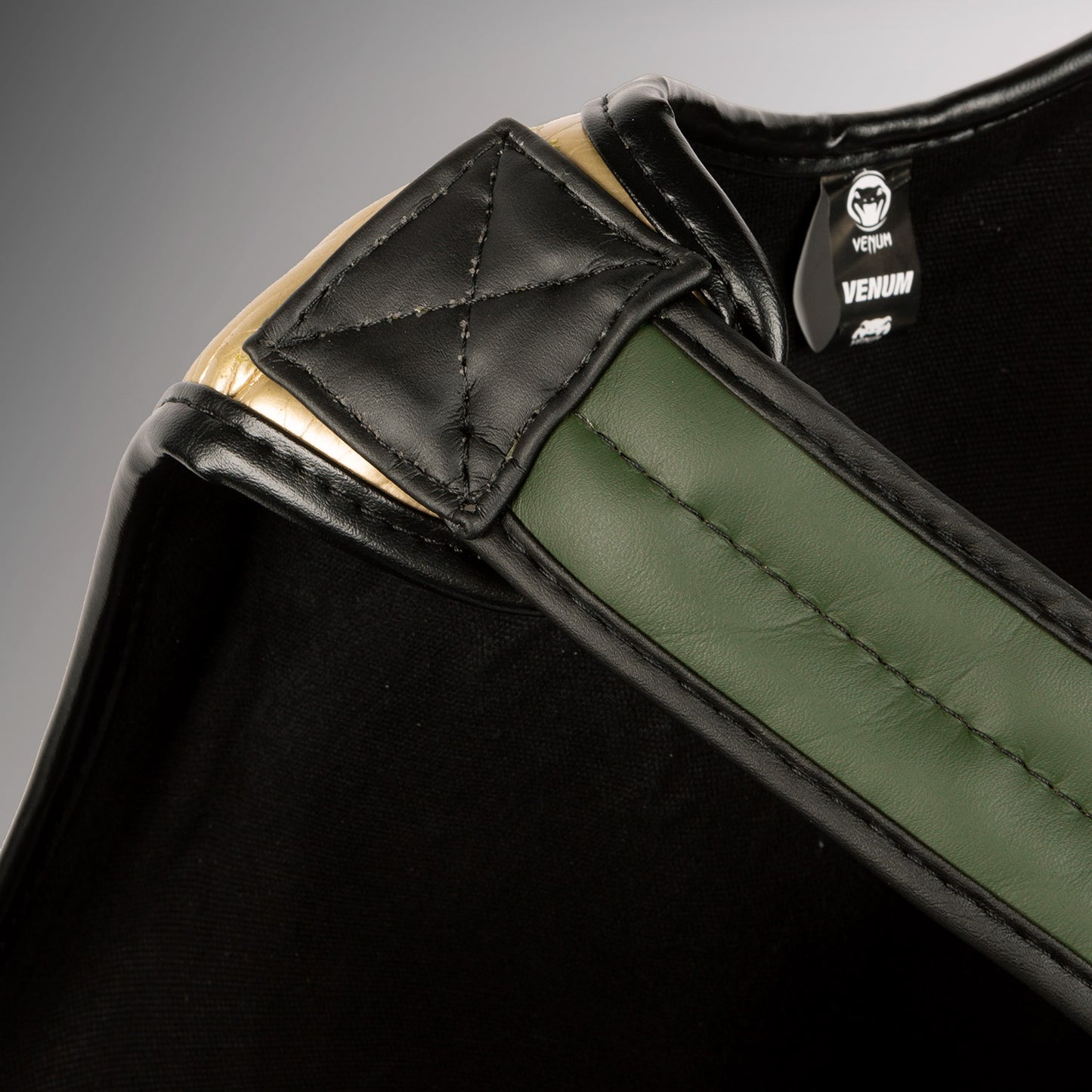 VENUM PRO BOXING - KÖRPERSCHÜTZER - Khaki/Gold