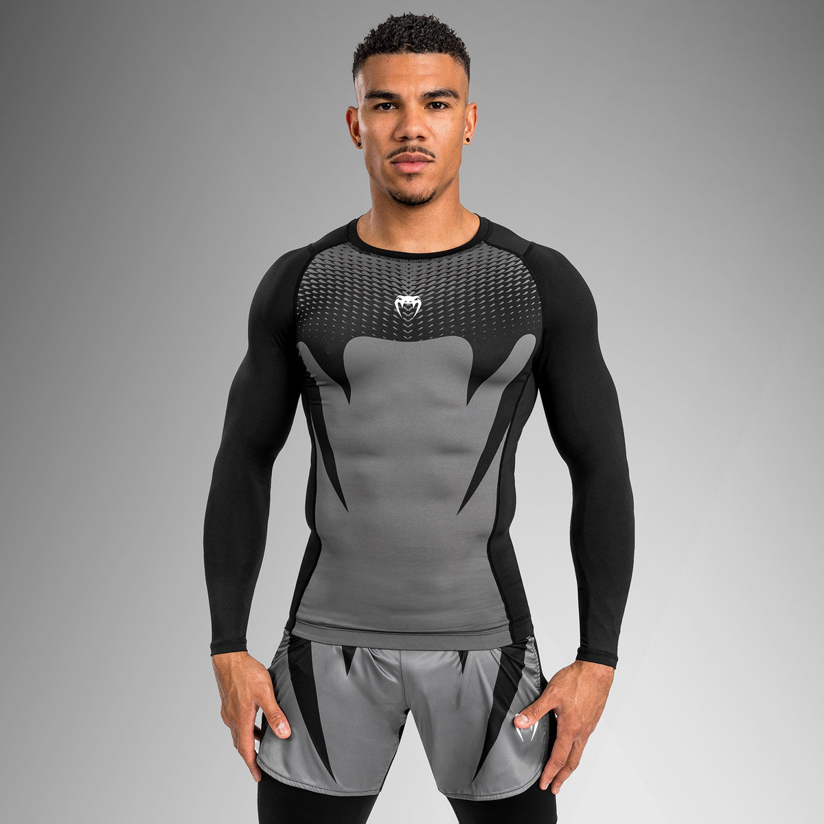Venum Attack Herren Langarm Rashguard - Schwarz/Grau