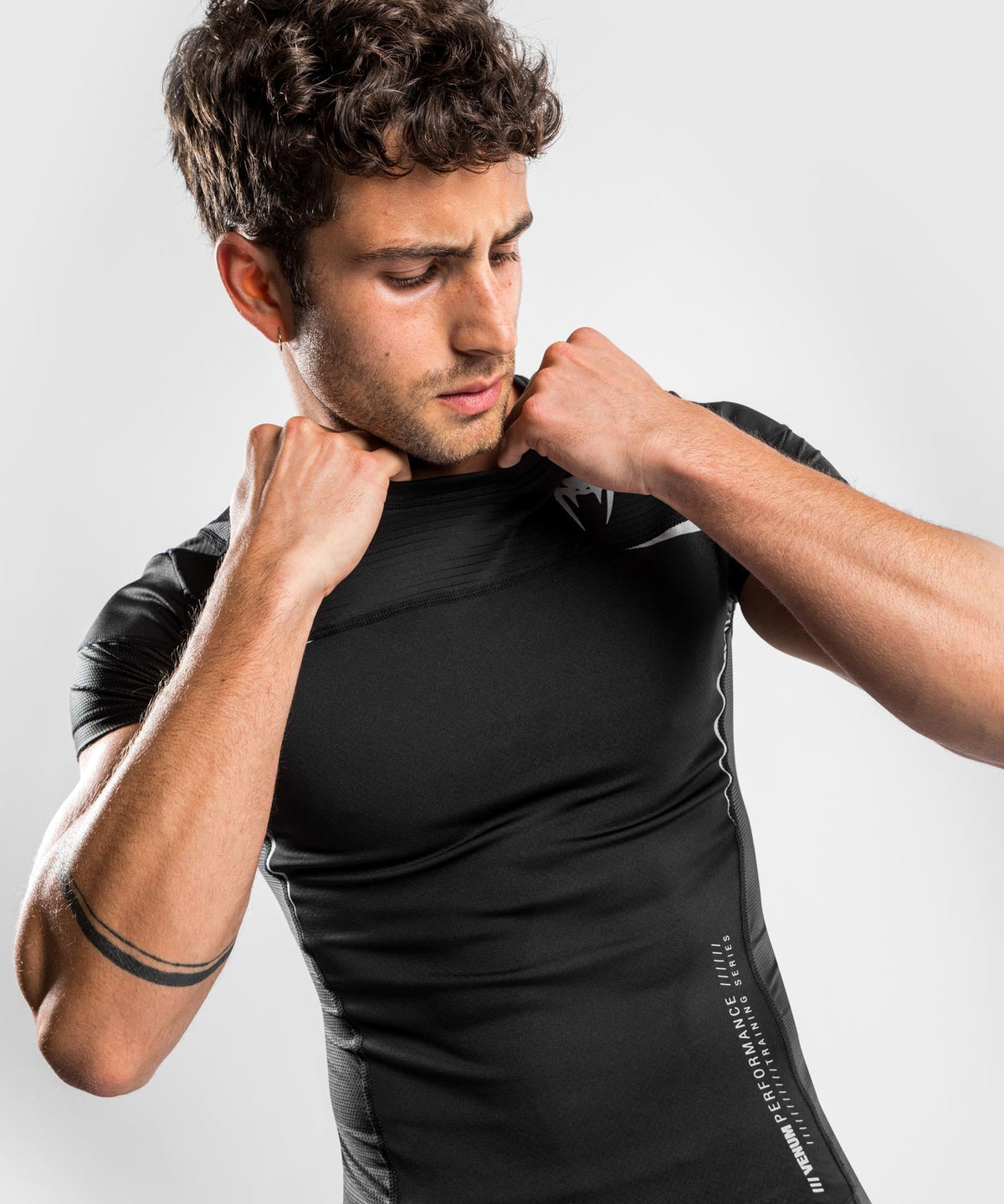 Venum Tempest 2.0 Kompressionsshirt (Kurzarm) : Schwarz / Grau