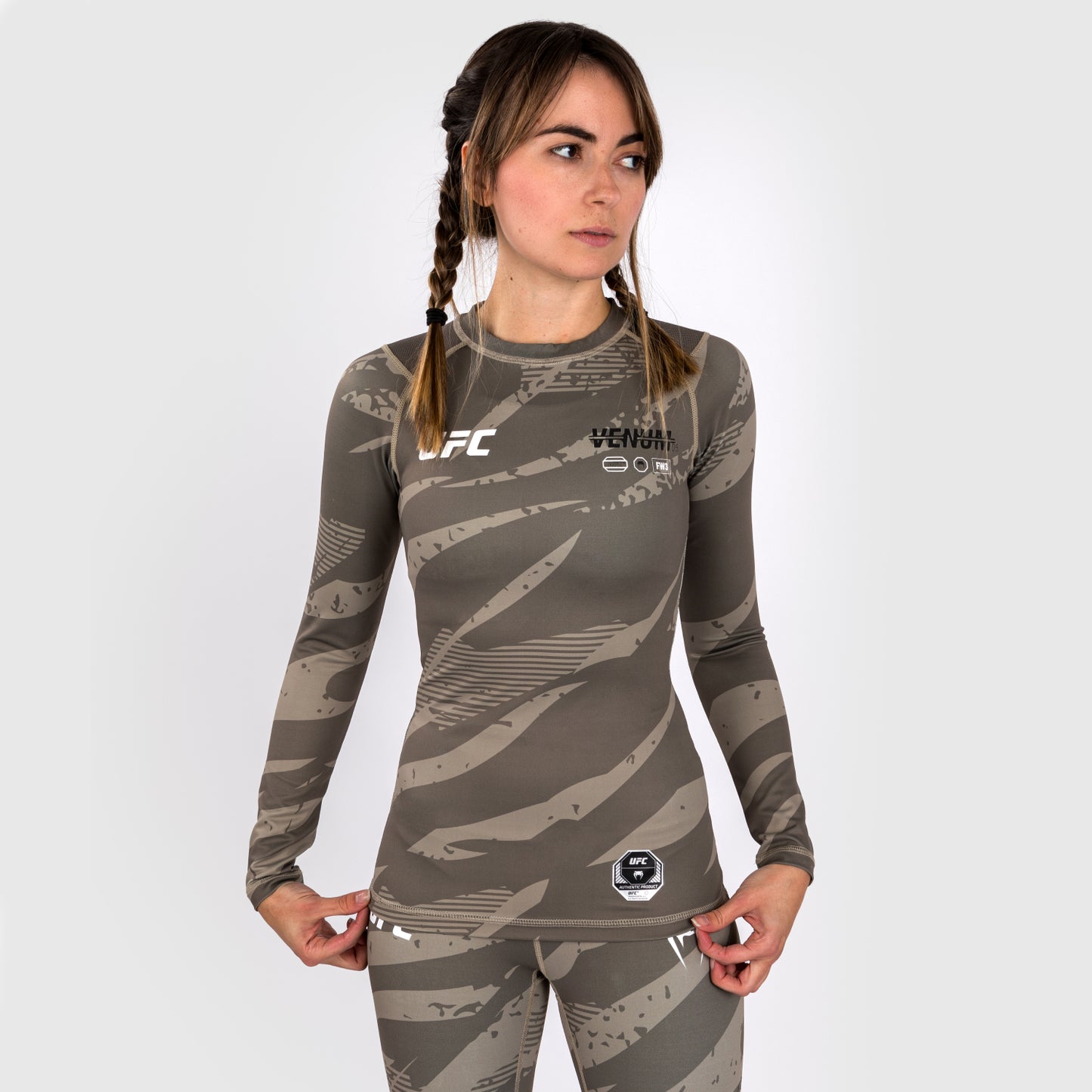UFC Adrenaline by Venum Fight Week Frauen Performance Langarm Rashguard - Charcoal Grey