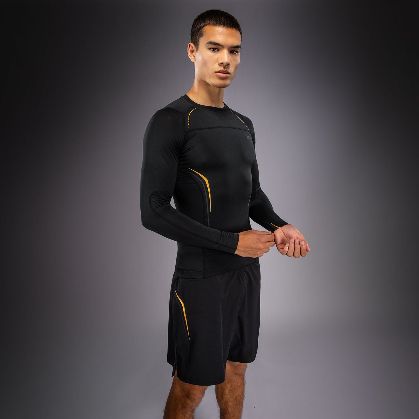 Venum G-Core Langarm Rashguard - Schwarz/Gold