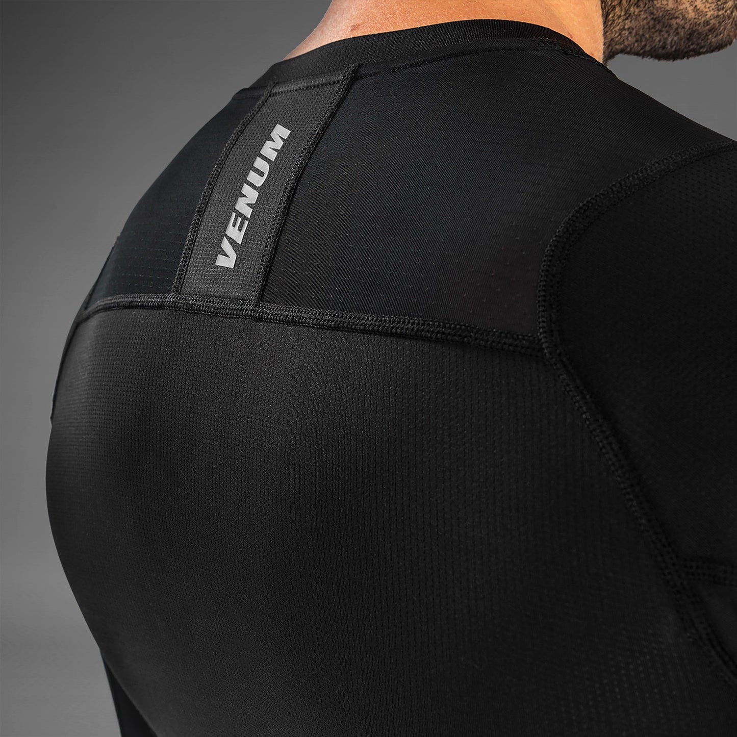 Venum G-Fit Air Rashguard Langarm – Schwarz