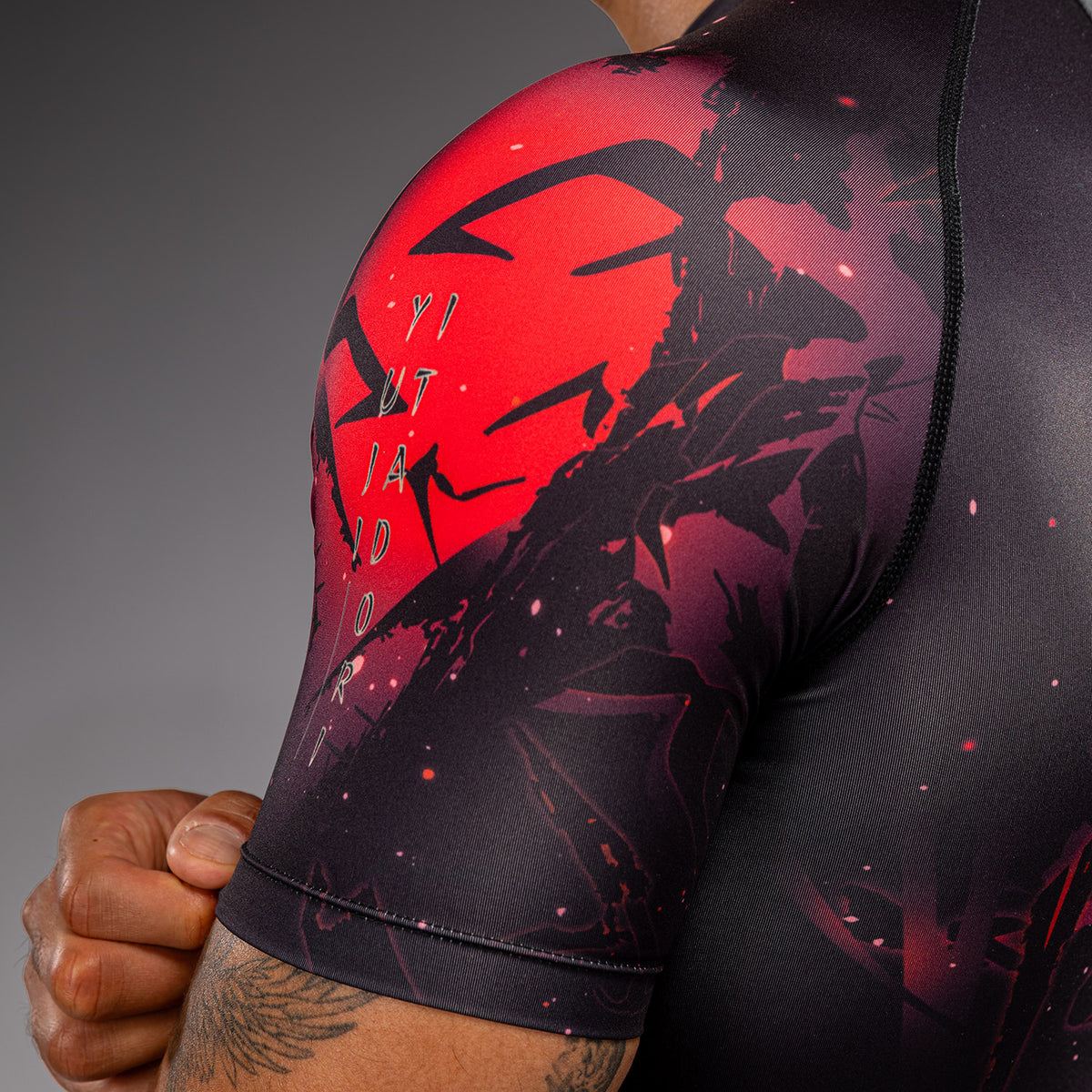 Jujutsu Kaisen x Venum Itadori Kurzarm Rashguard – Schwarz/Rot