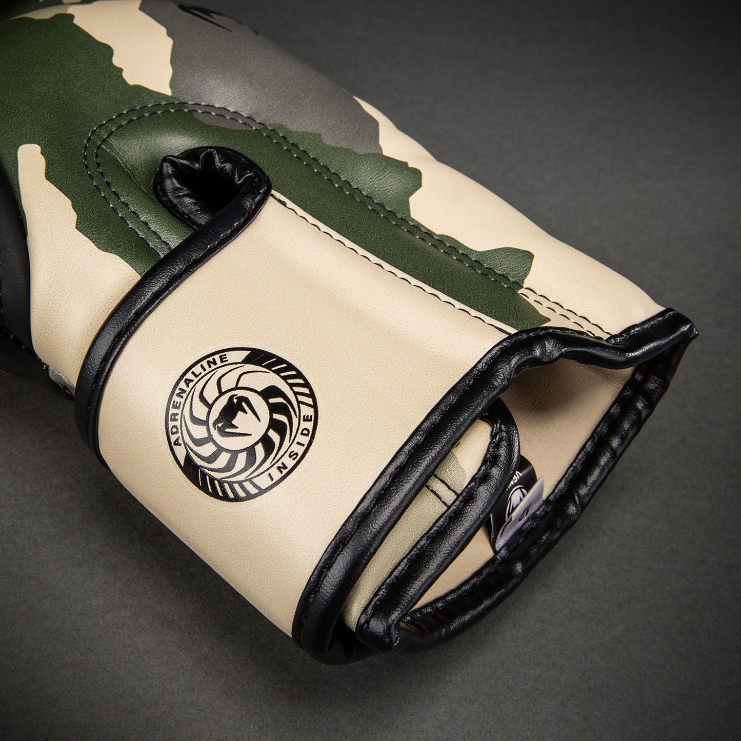 Venum Elite Camo Boxhandschuhe - Khaki/Cremeweiß