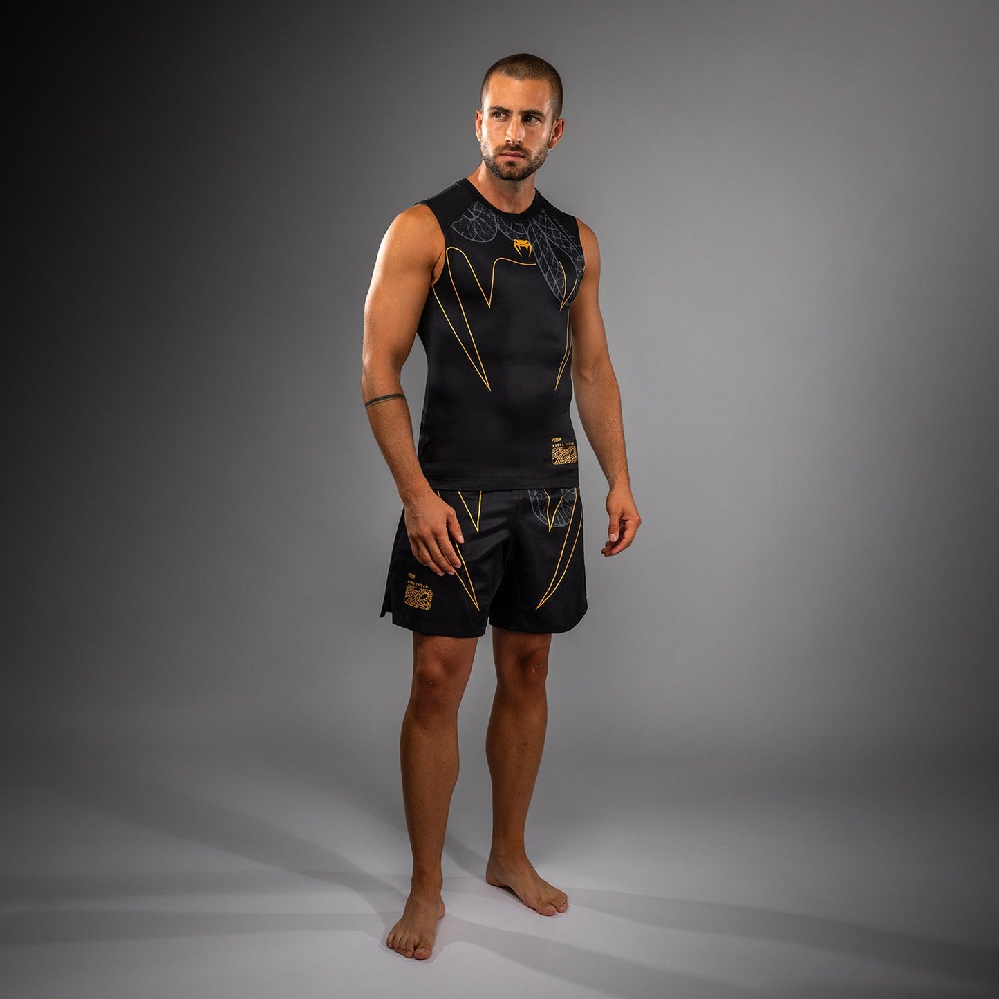 Venum Serpenti Ärmelloses Rashguard – Schwarz/Silber/Gold