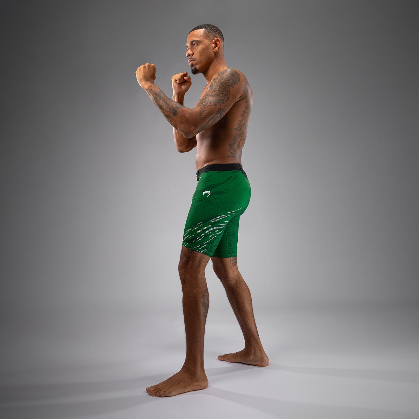 UFC Fusion by Venum Personalized Authentic Fight Night Herren Vale Tudo Short - Grün