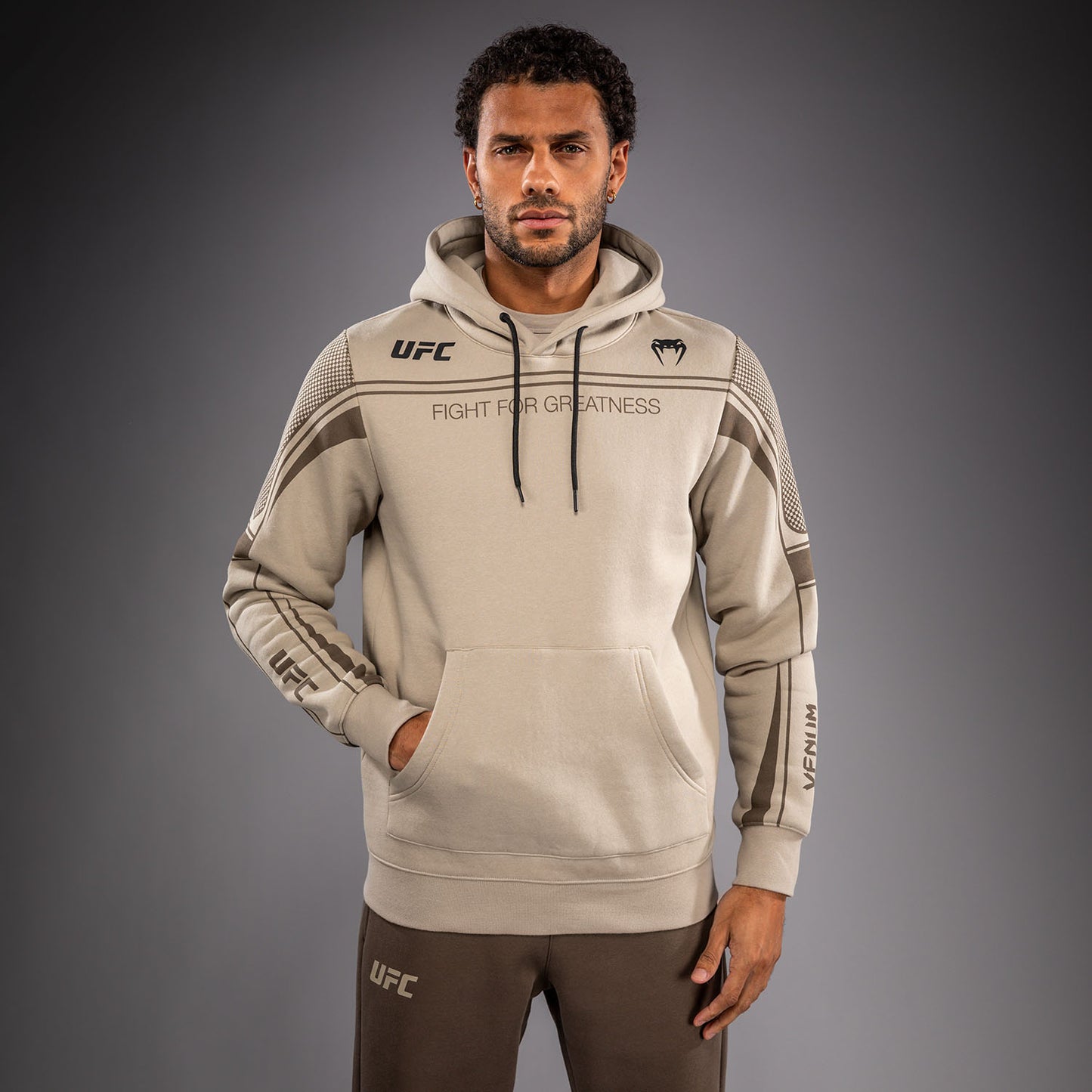 Venum UFC Unity by Venum Authentic Fight Week Herren-Kapuzenpullover - Sand