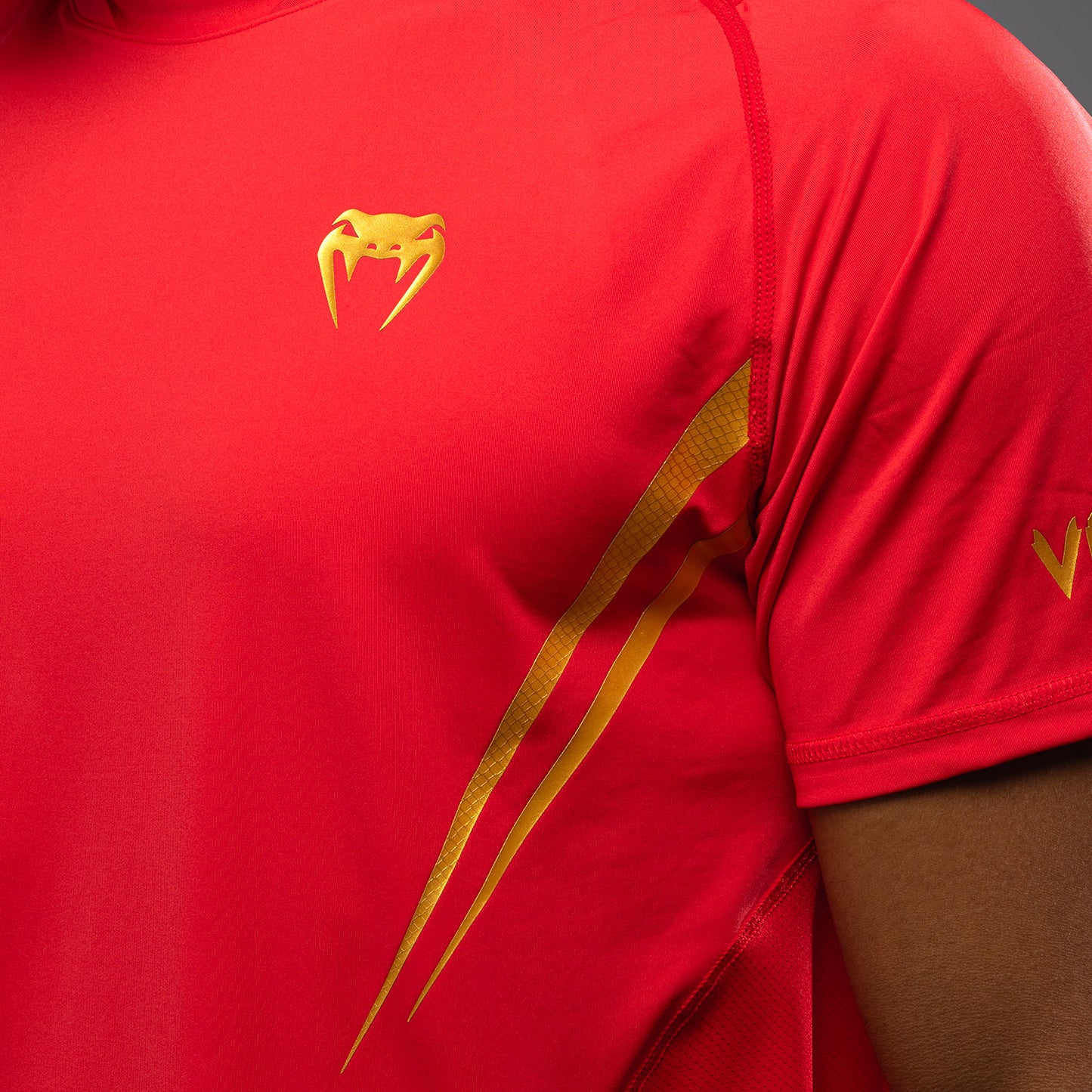 Venum x WOW FC Dry-Tech T-Shirt - Fury Rot/Gold