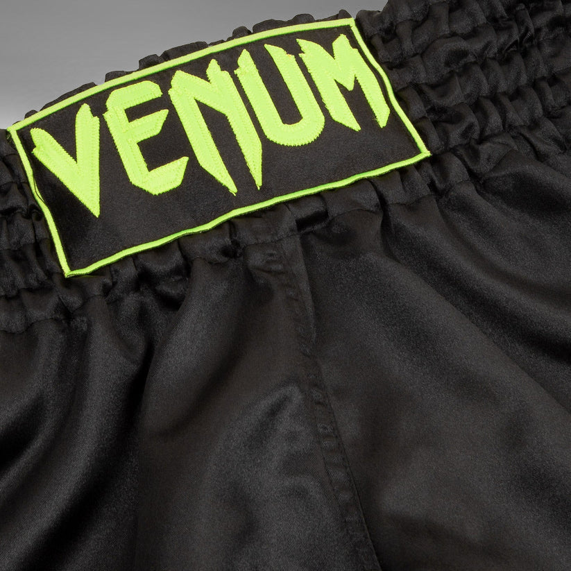 Venum Classic Shorts Muay Thai - Schwarz/neongelb