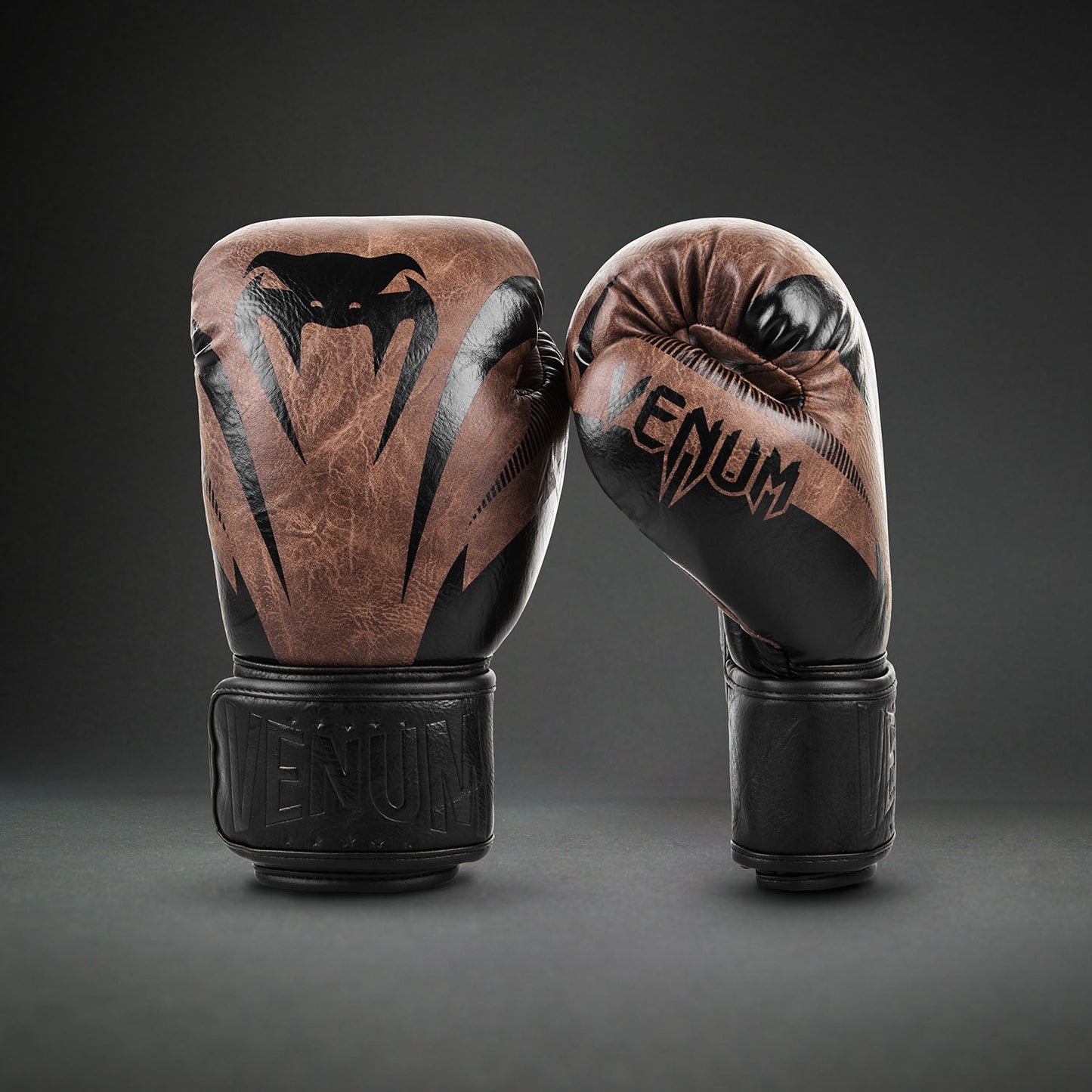 Venum Impact Boxhandschuhe
