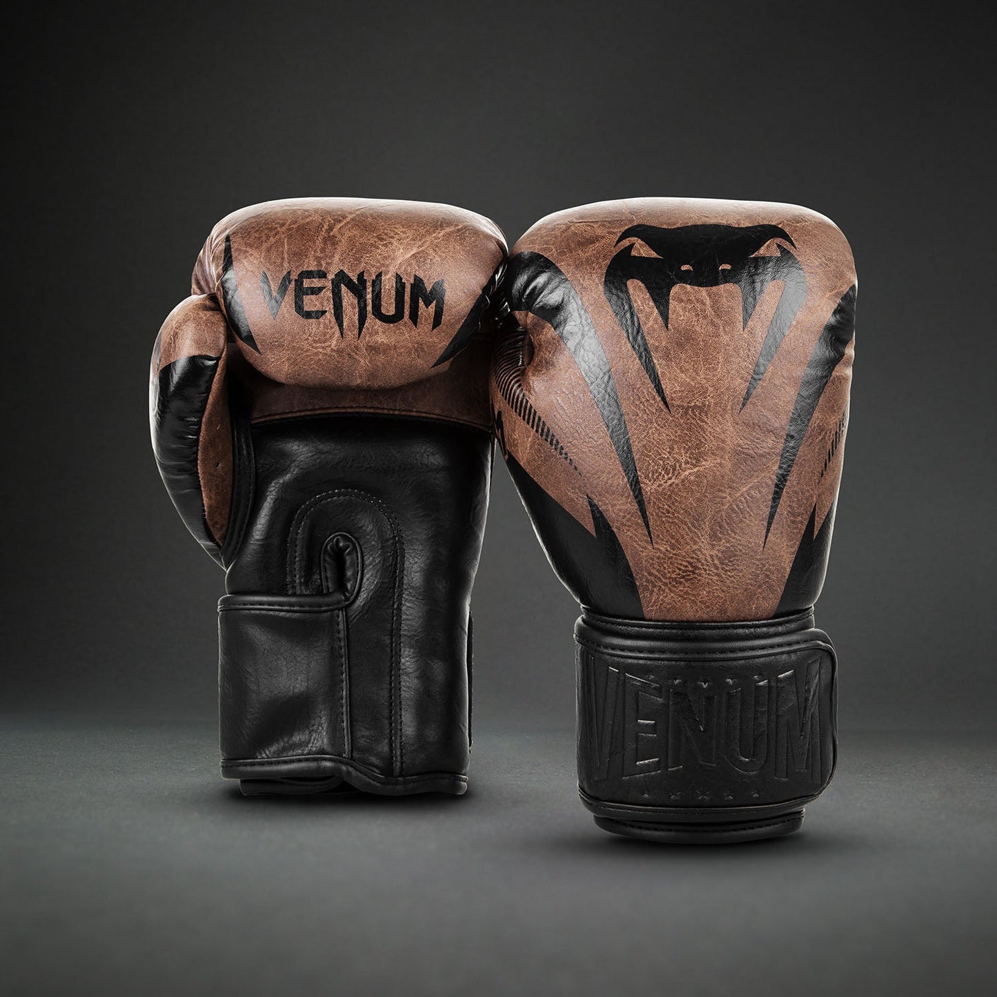 Venum Impact Boxhandschuhe