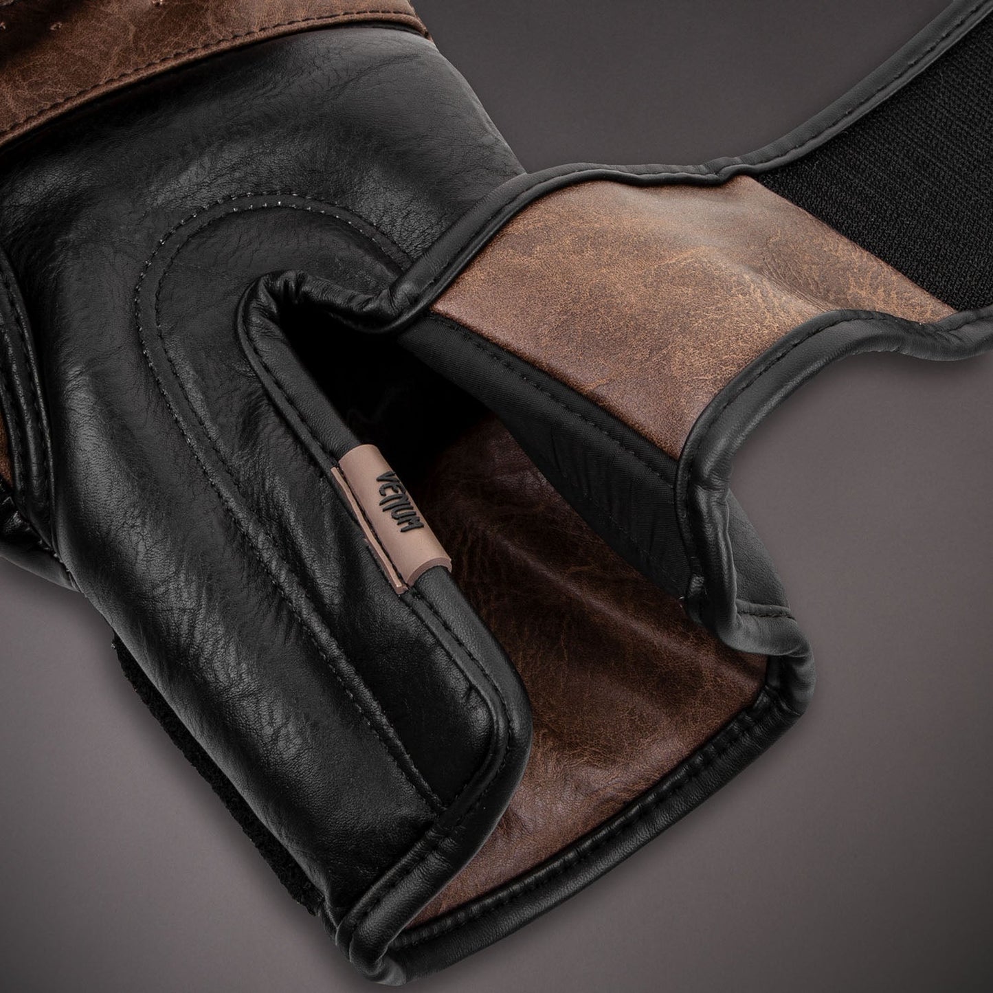 Venum Impact Boxhandschuhe