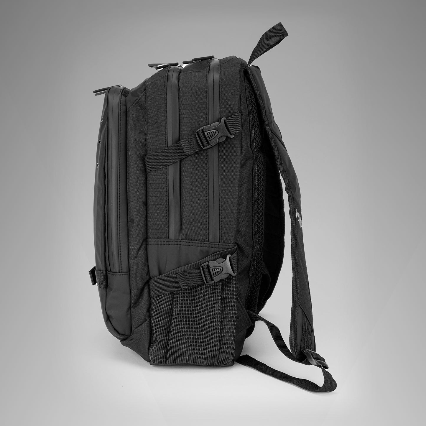 Venum Challenger Pro Evo Rucksack (20-25L) – Schwarz/Weiß