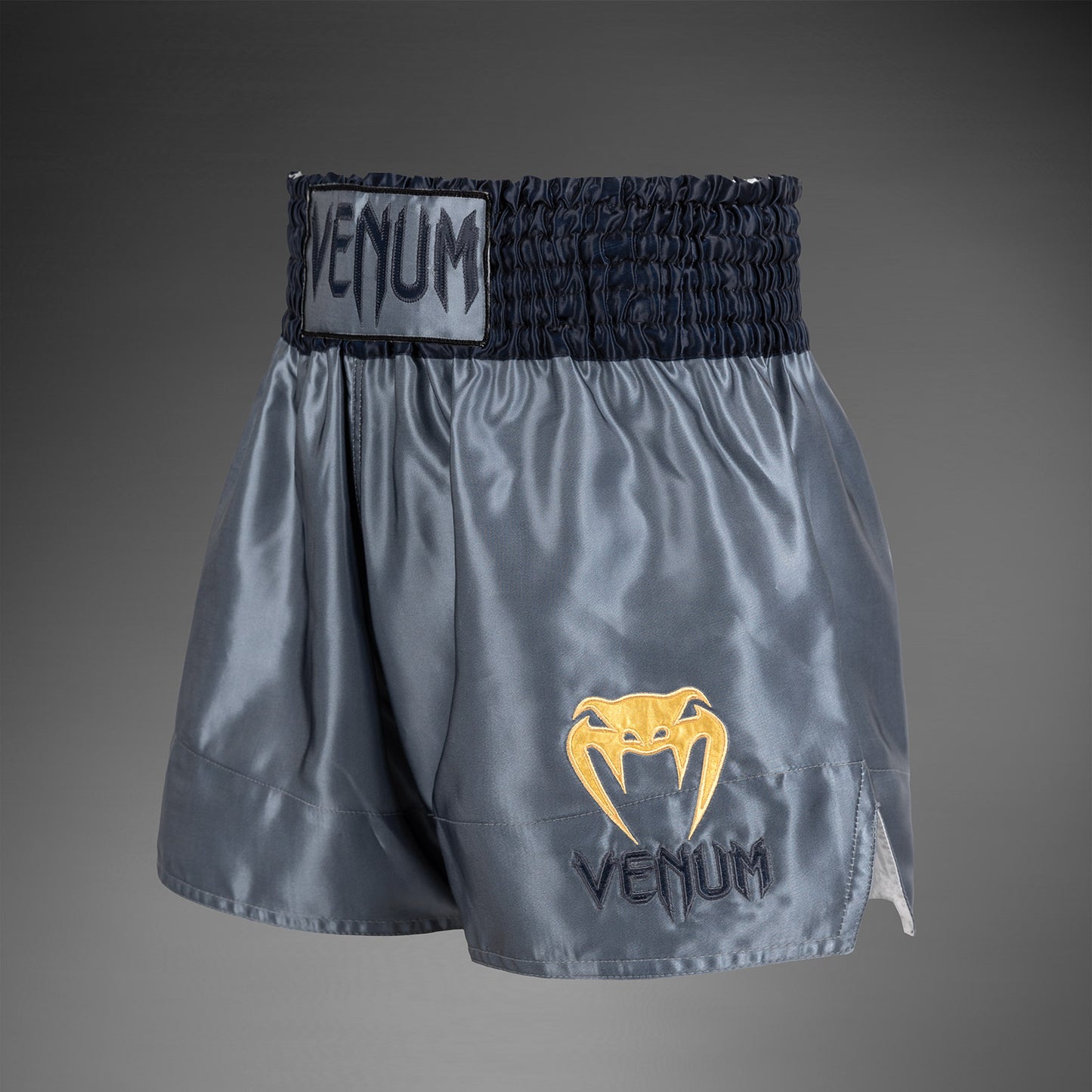 Venum Classic Muay Thai Shorts - Grau