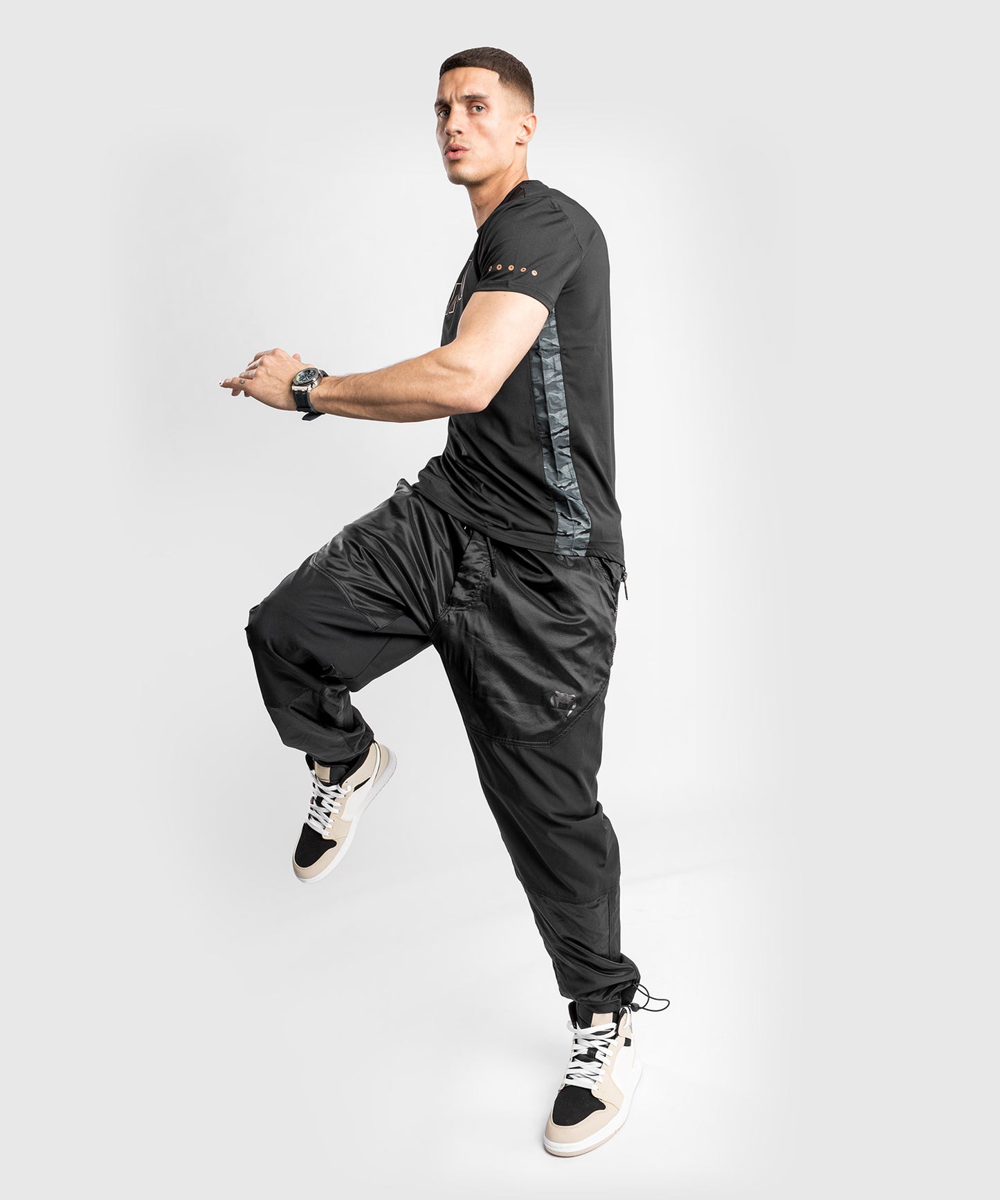 Laser XT Jogger - Oversize - Schwarz/Schwarz