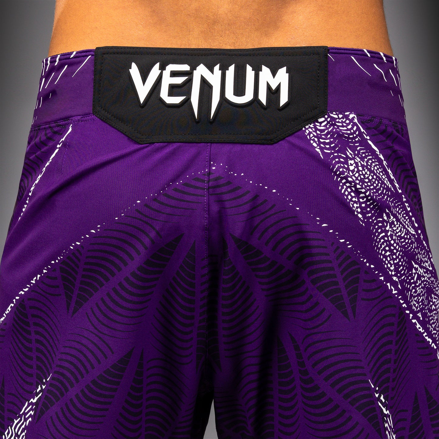 UFC Zenith by Venum Authentic Fight Night Kurze Passform Fight Short Herren Personalisiert - Lila