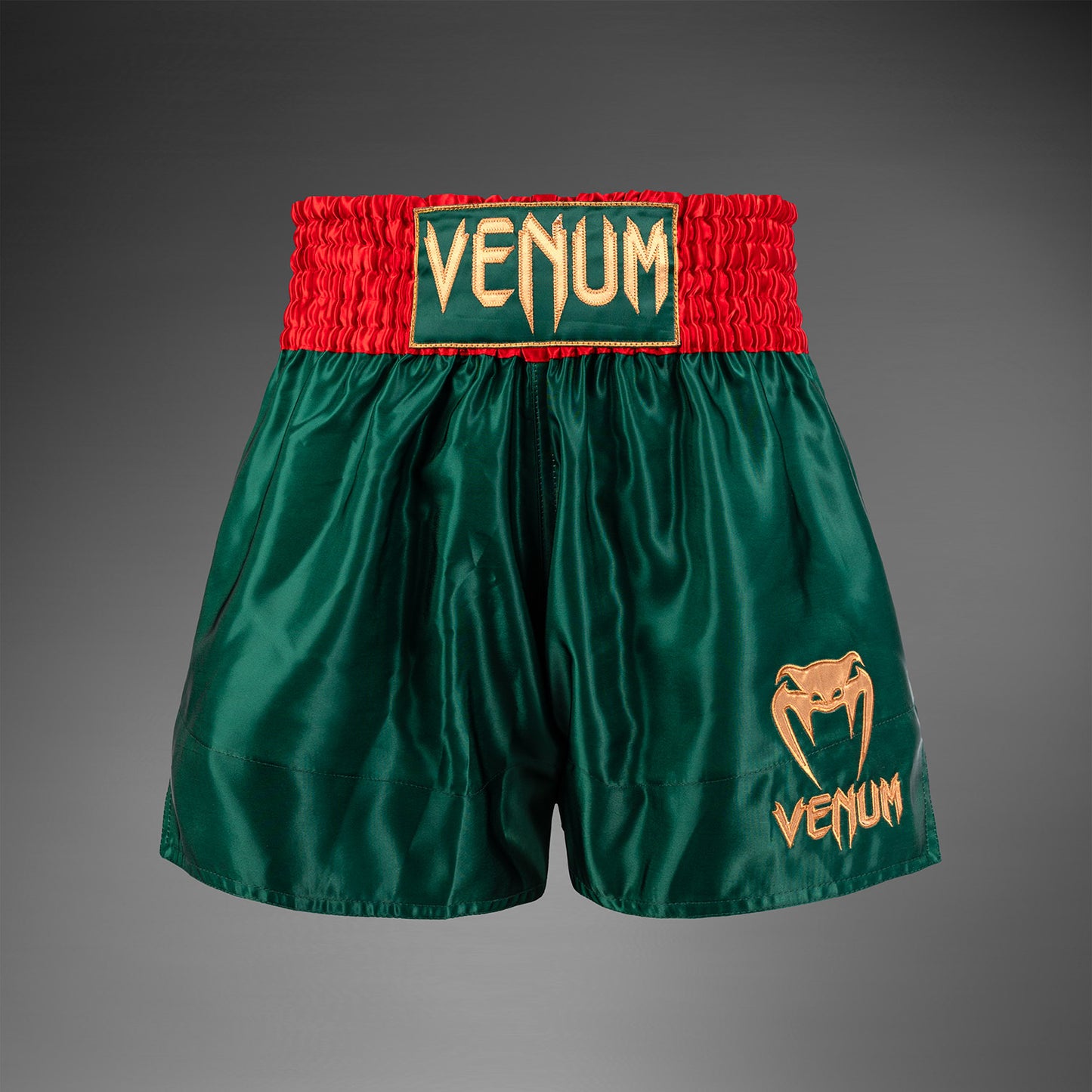 Venum Classic Muay Thai Shorts - Waldgrün