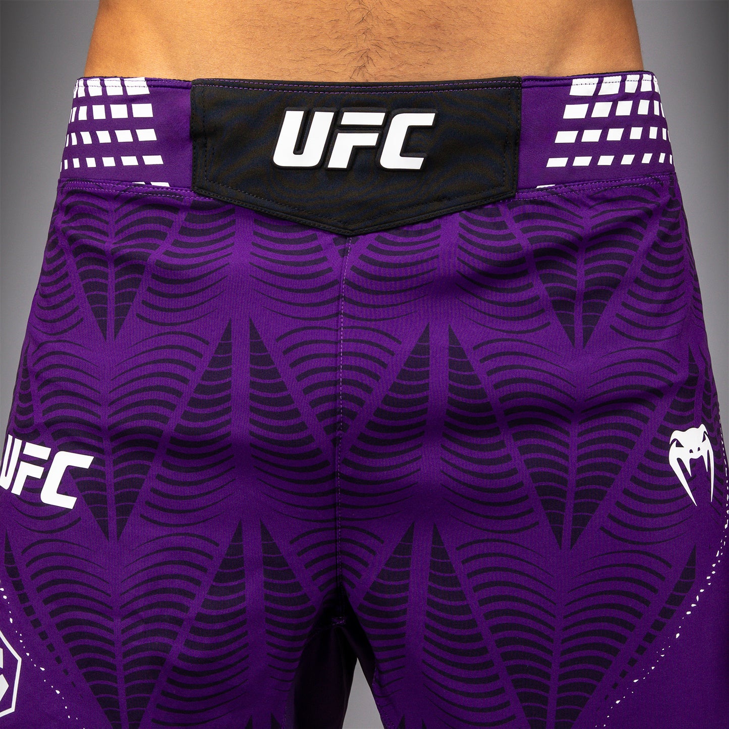 UFC Zenith by Venum Authentic Fight Night Kurze Passform Fight Short Herren Personalisiert - Lila