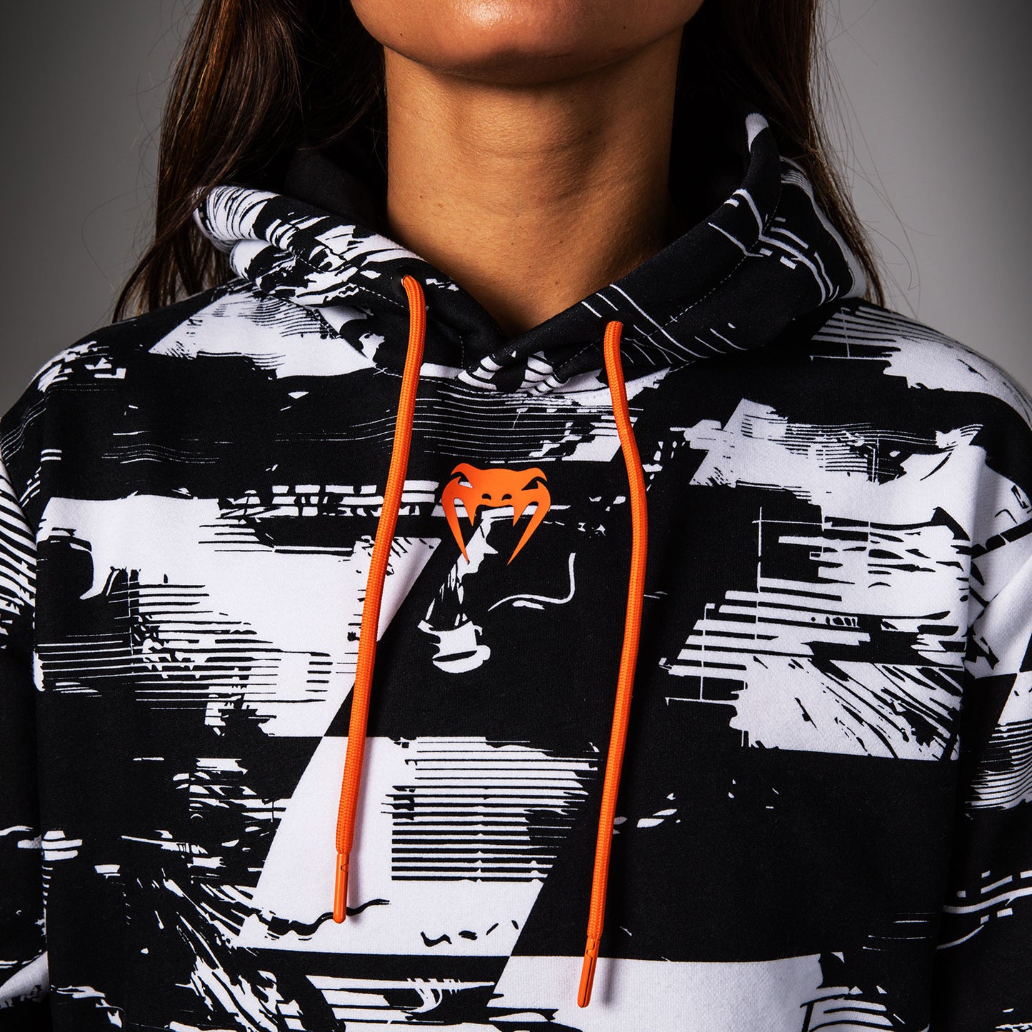 UFC Zenith by Venum Authentic Fight Week Pullover Hoodie Damen - Weiß