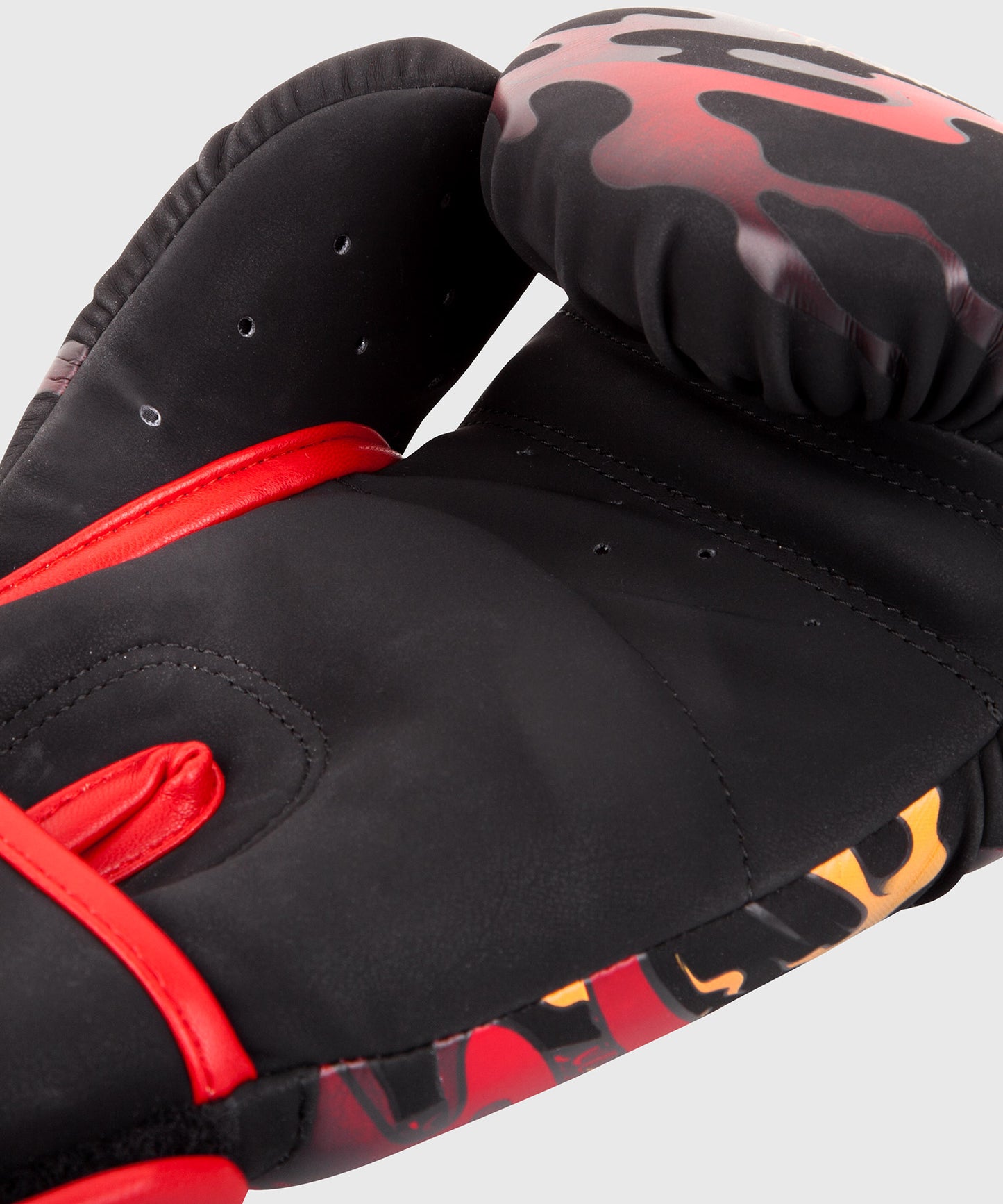 Venum Dragon's Flight Boxhandschuhe - Schwarz/Rot - Exklusiv