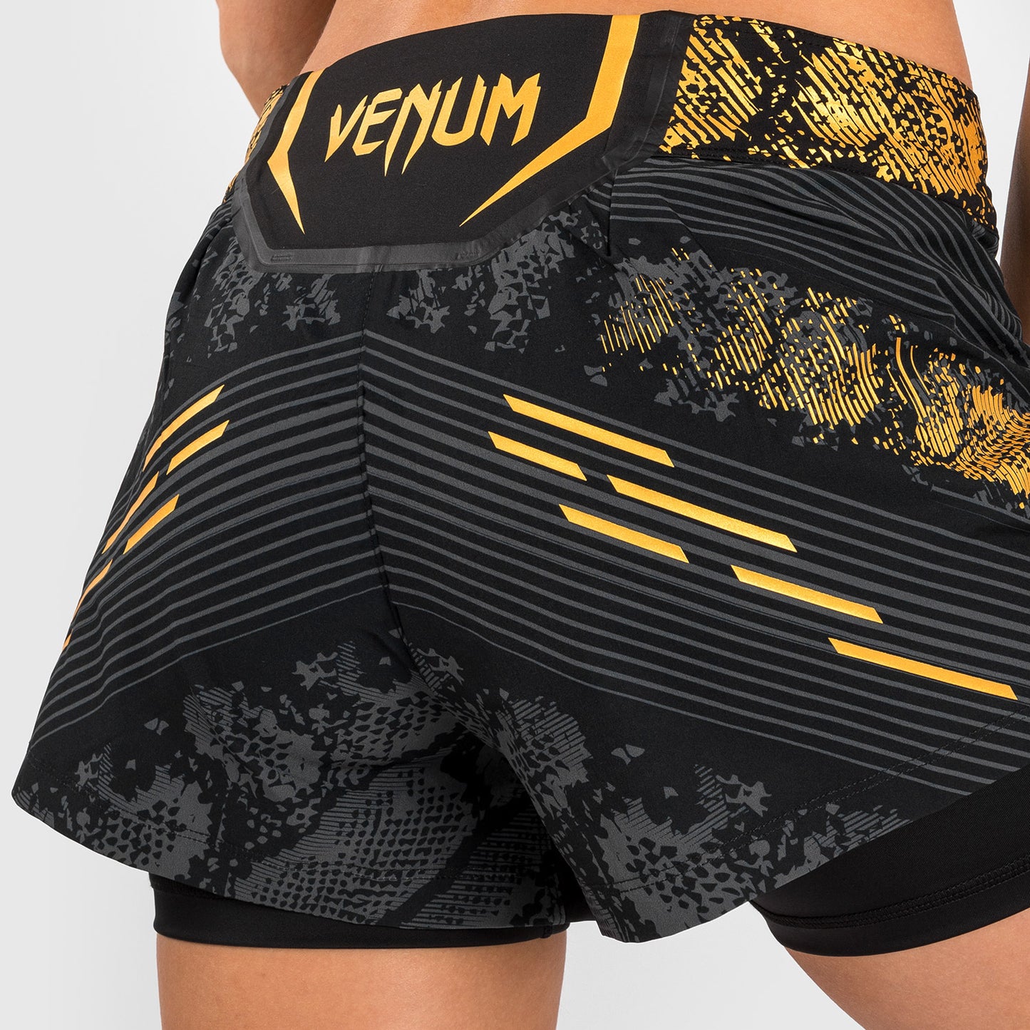 UFC Adrenaline by Venum Authentic Fight Night Kampfshorts für Frauen - Champion