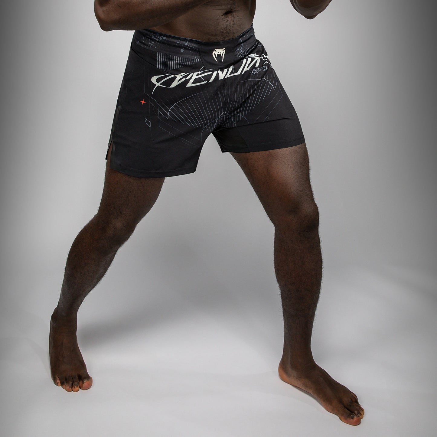 Venum Eclipse Fight Shorts – Schwarz/Ivory