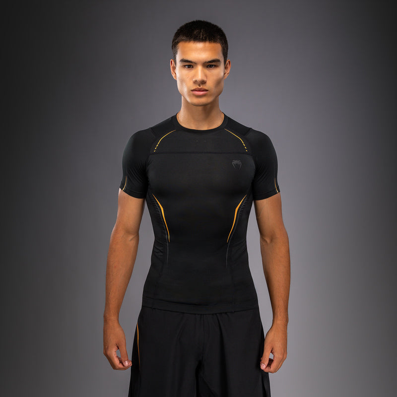 Venum G-Core Kurzarm Rashguard - Schwarz/Gold