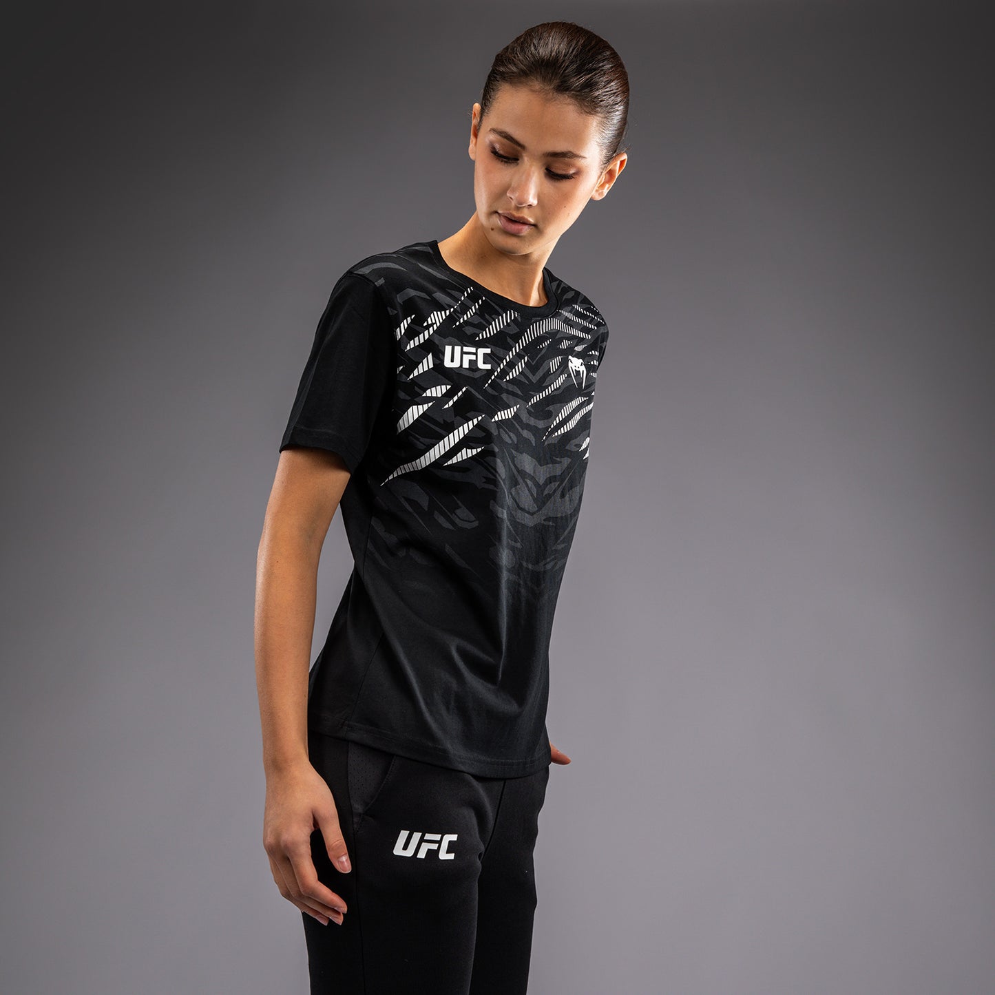 UFC Fusion by Venum Replica Damen Kurzarm T-Shirt - Schwarz