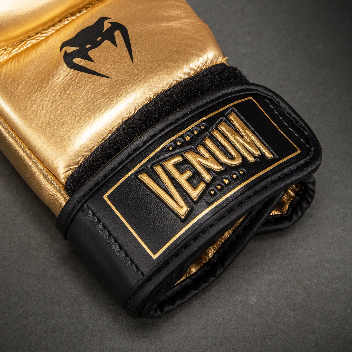 Venum Attack 2.0 Sparringhandschuhe Leder – Gold/Schwarz