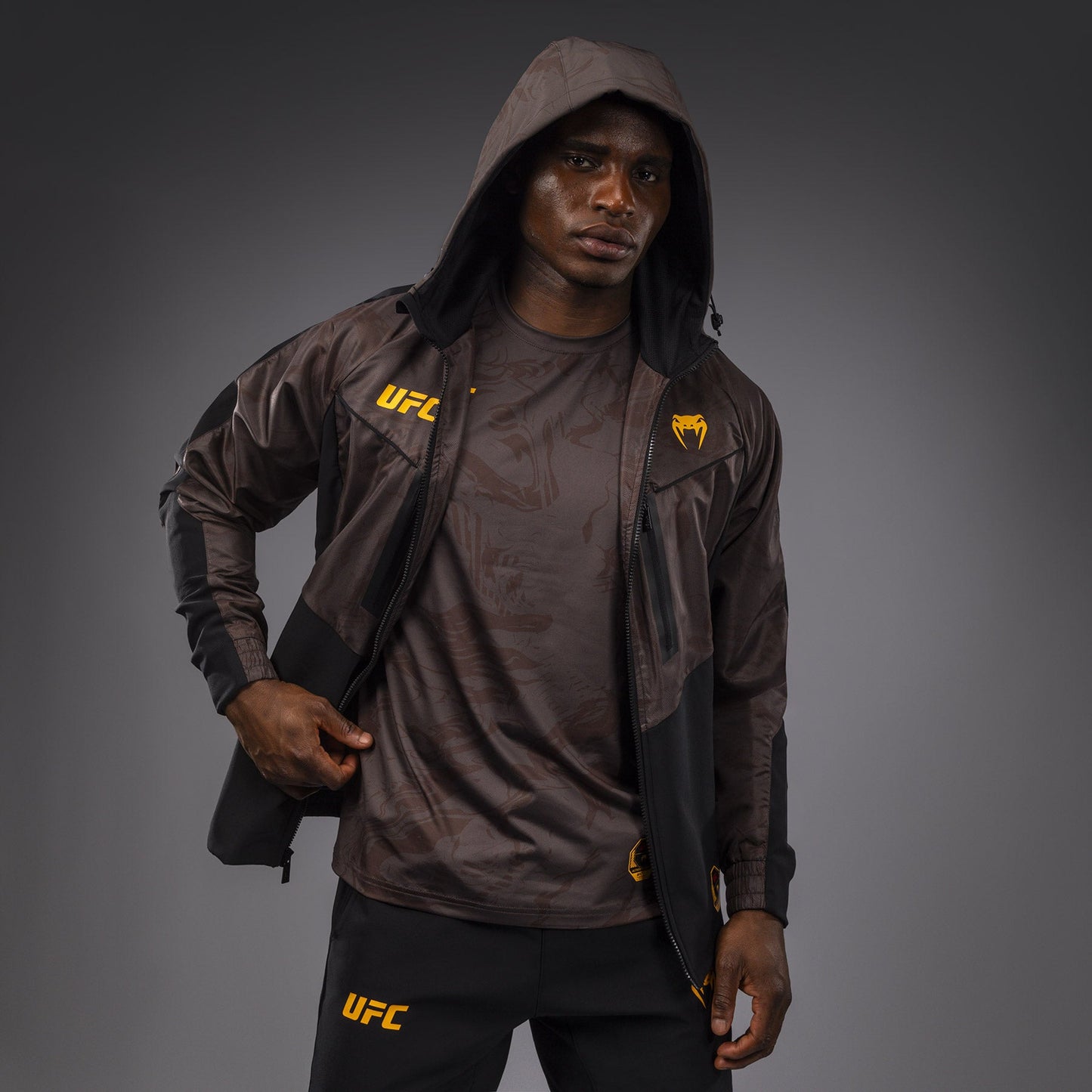 UFC Fusion by Venum Fight Week Herren Zip Hoodie - Erdiges Braun