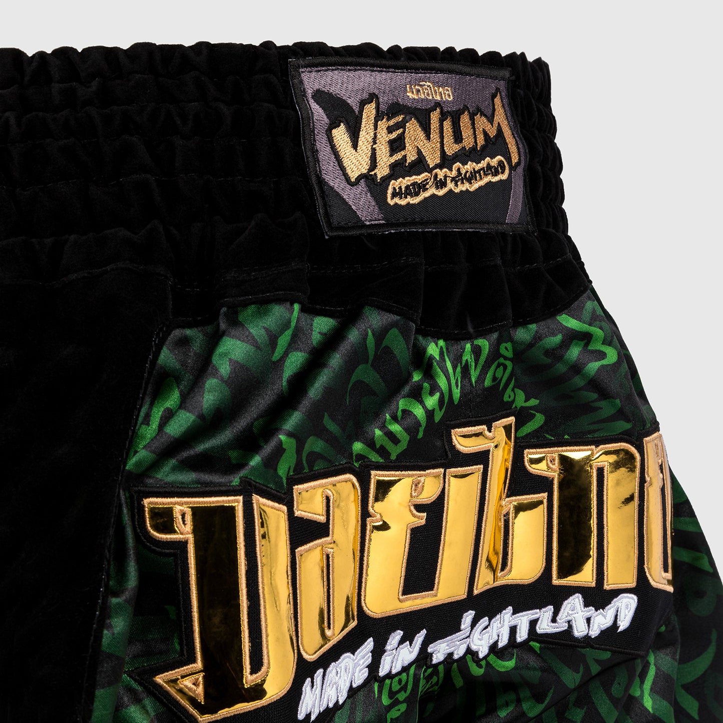 Venum Attack Muay Thai Shorts - Schwarz/Grün