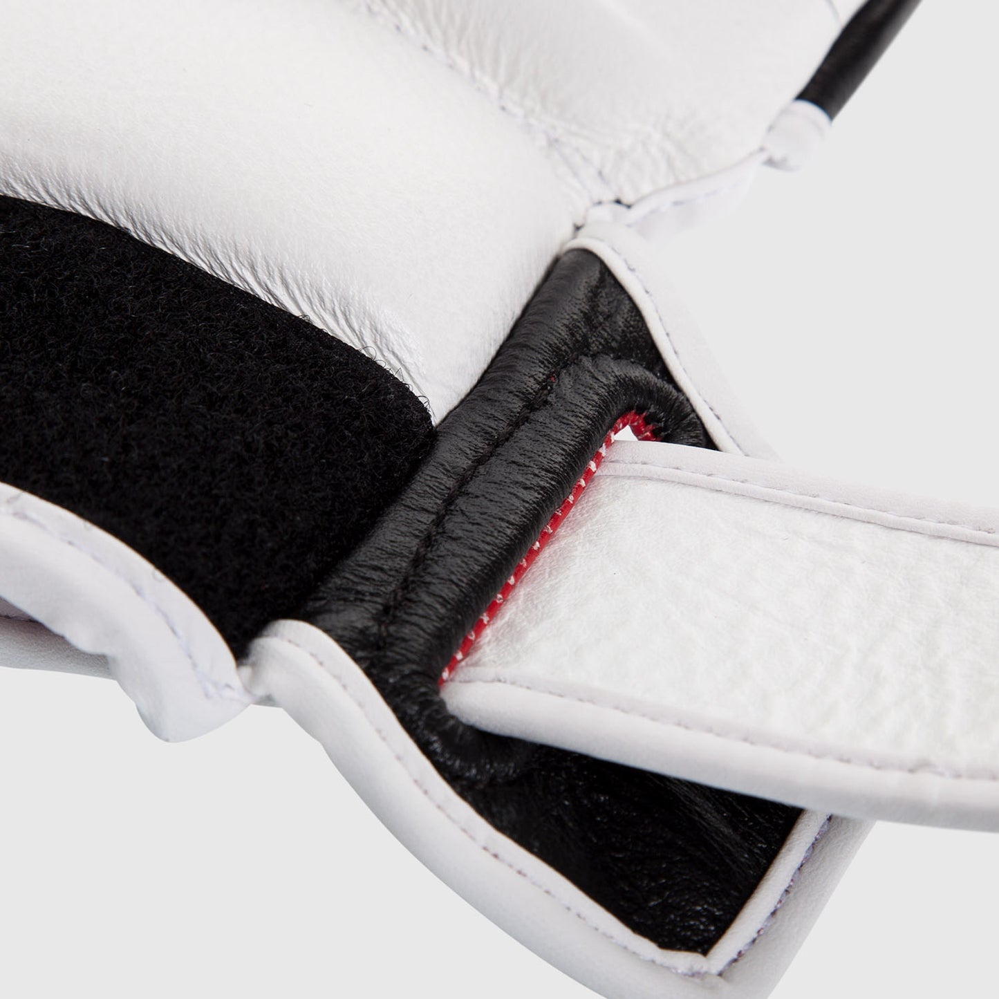 Venum Undisputed 2.0 Nappaleder MMA-Handschuhe - Weiß