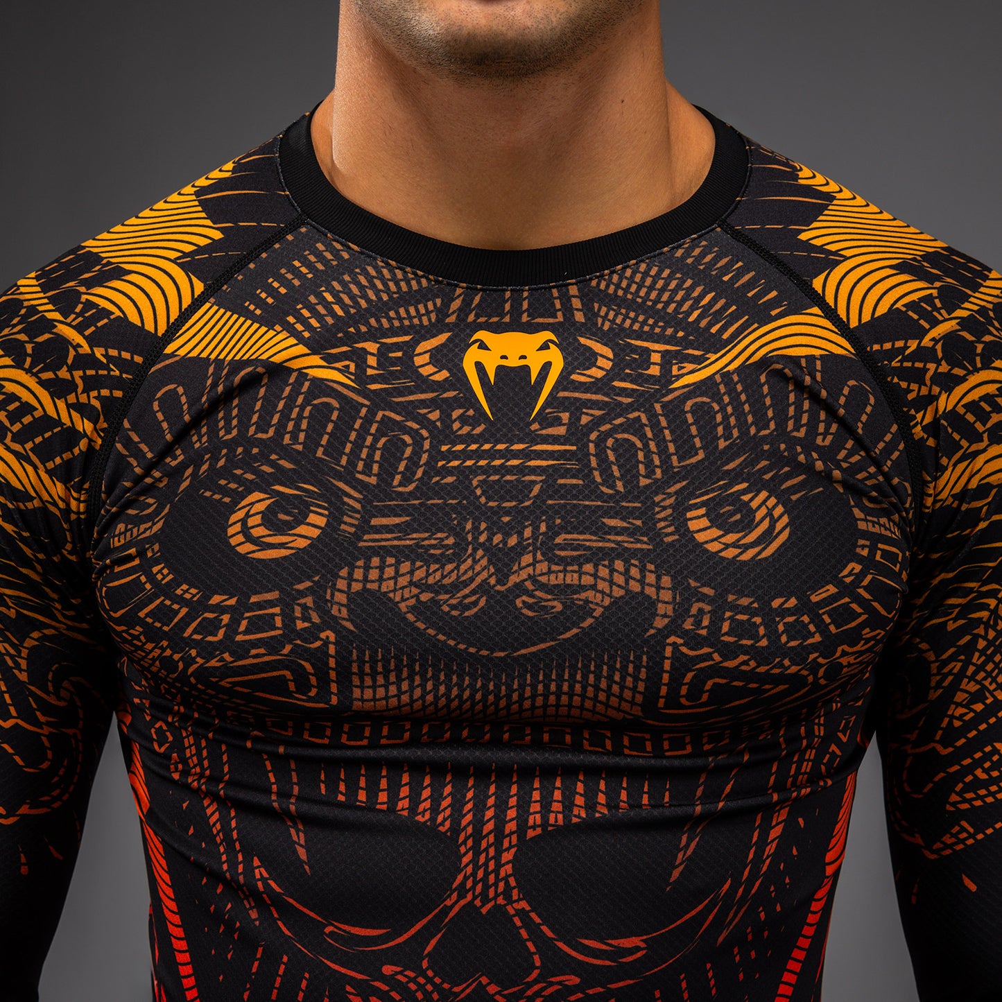 Venum Quetzal Fury Langarm Rashguard - Schwarz/Fury Rot/Tangerine