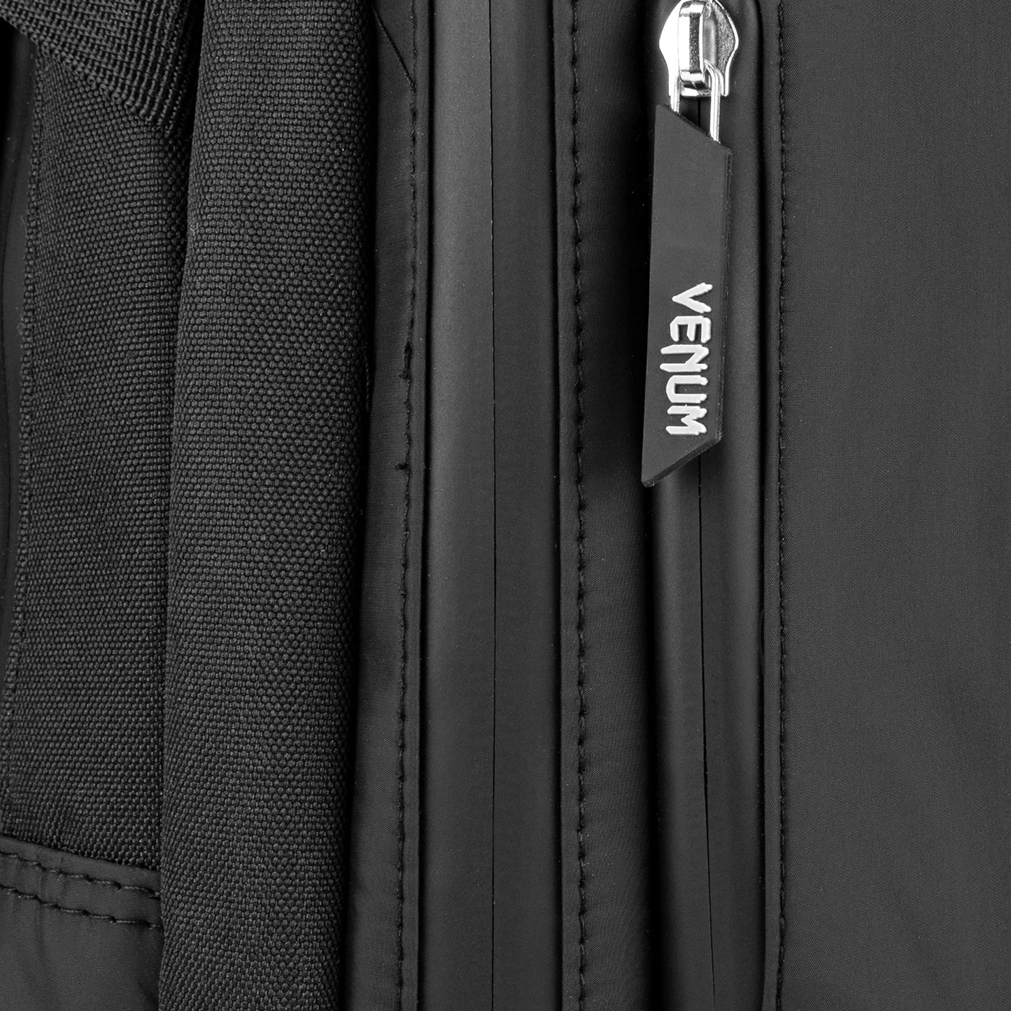 Venum Challenger Pro Evo Rucksack (20-25L) – Schwarz