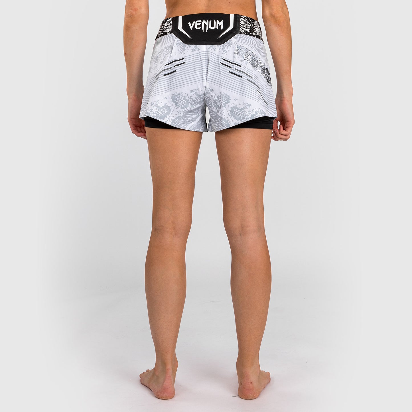 UFC Adrenaline by Venum Authentic Fight Night Kampfshorts für Frauen - Weiß