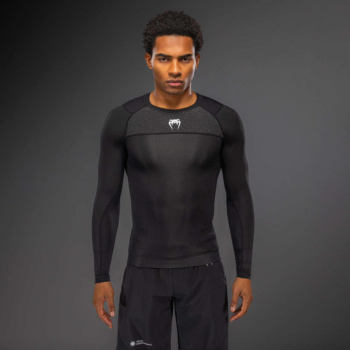 Venum G-Fit Scale Langarm-Rashguard - Schwarz