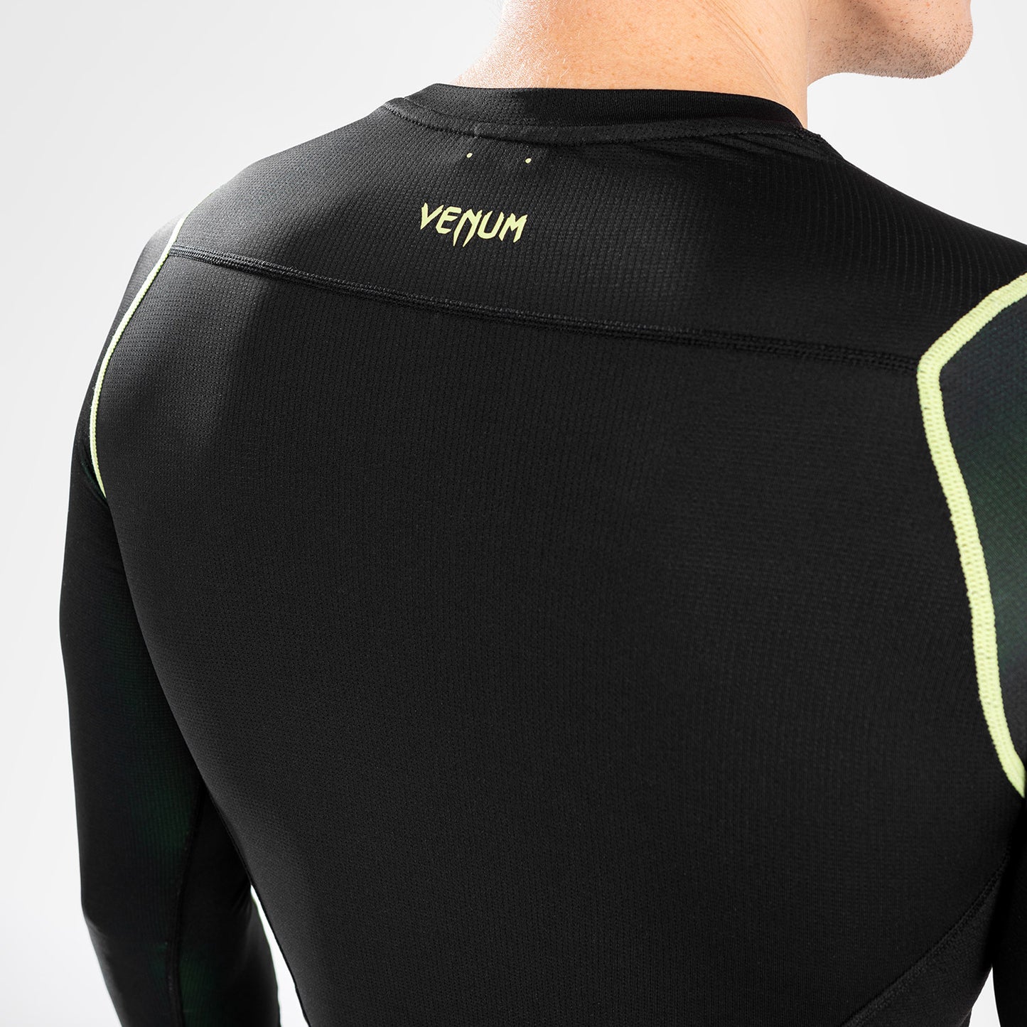 Venum Fusion 2.0  Herren Rashguard - lange Ärmel - schwarz/gelb
