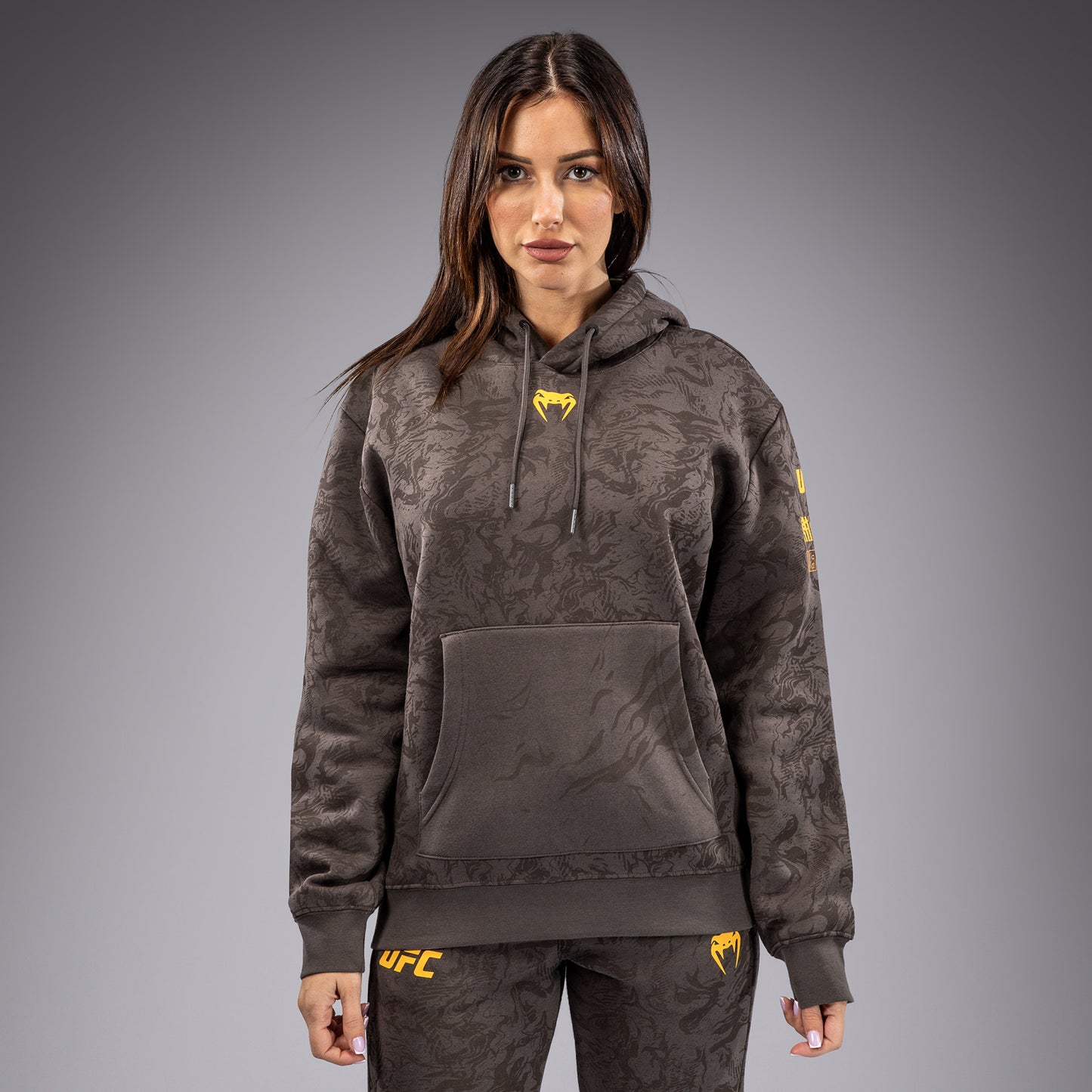 UFC Fusion by Venum Fight Week Damen Pullover Hoodie - Erdiges Braun