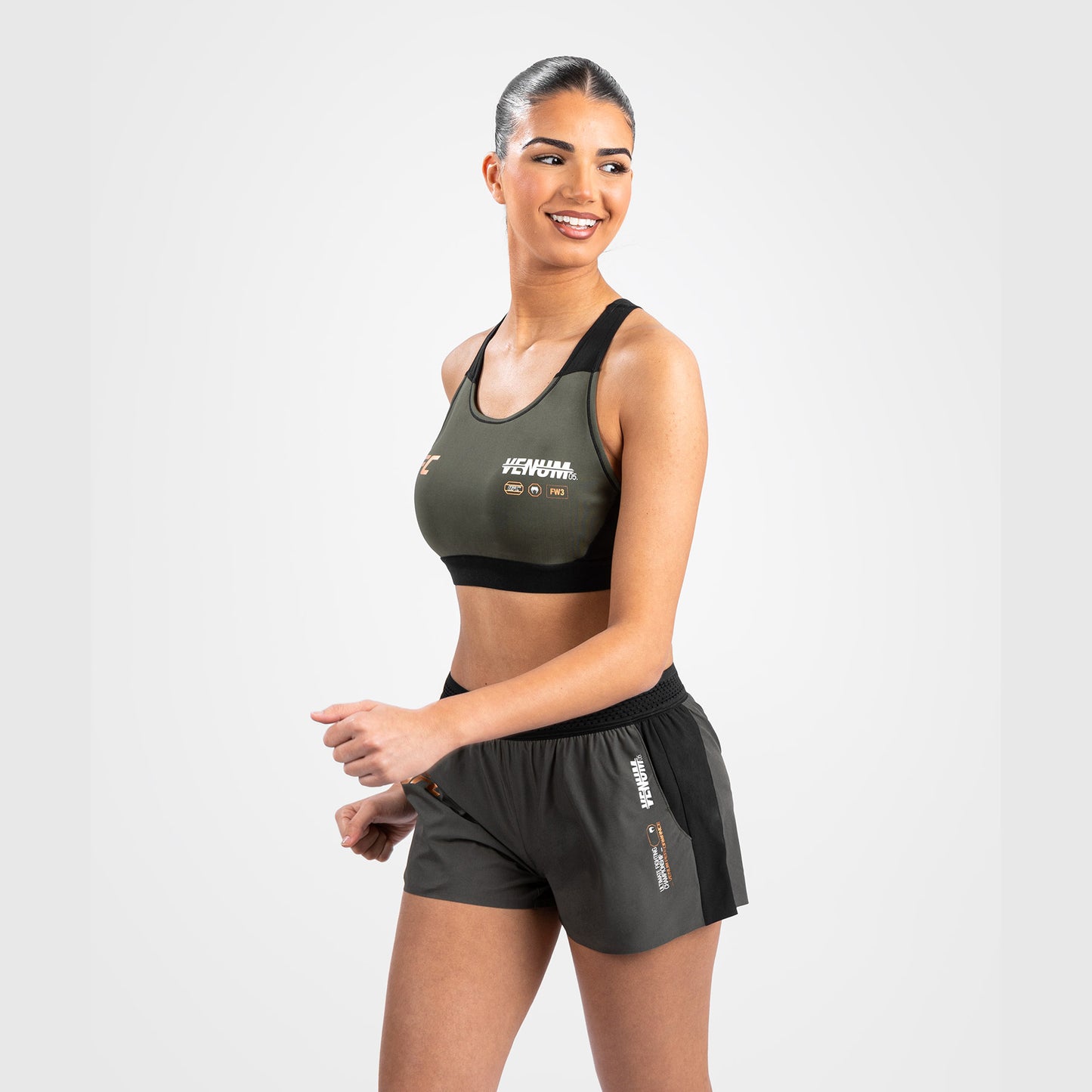 UFC Adrenaline by Venum Fight Week Performance-Short für Frauen - Khaki