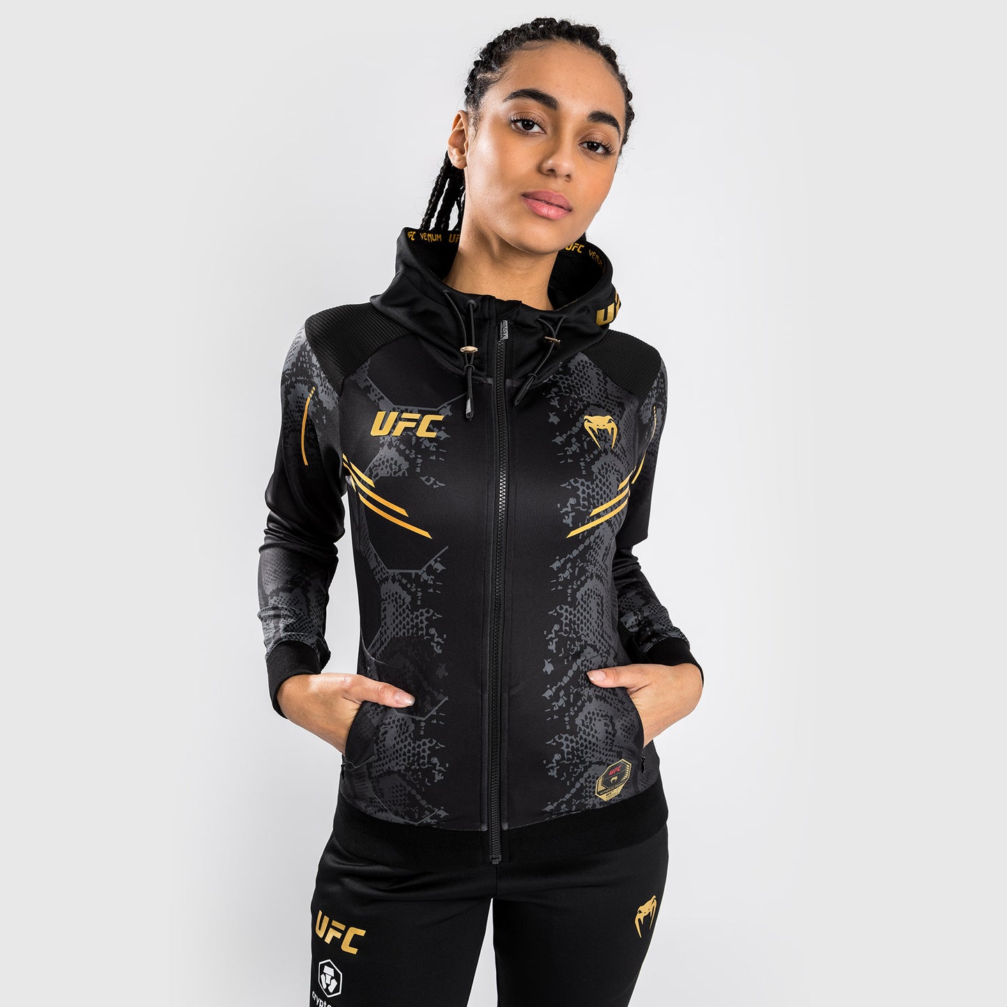 UFC Adrenaline by Venum Personalisiertes Authentic Fight Night Frauen Walkout Hoodie - Champion