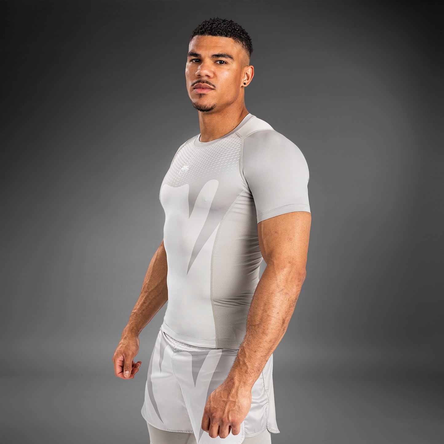 Venum Attack Herren Kurzarm Rashguard - Sand