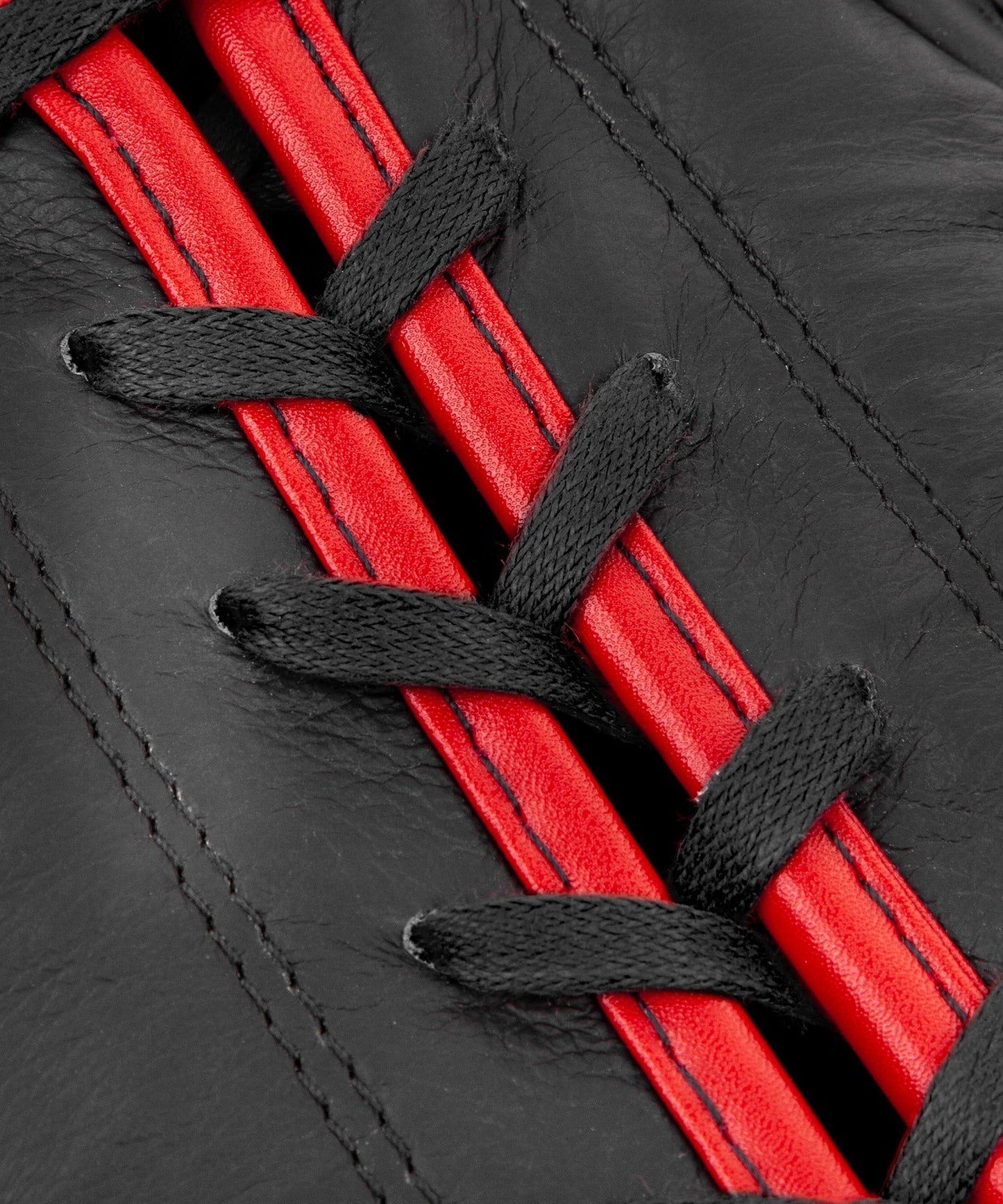 Venum Shield professionelle Boxhandschuhe - MIT SCHNÜRUNG - Schwarz/Rot