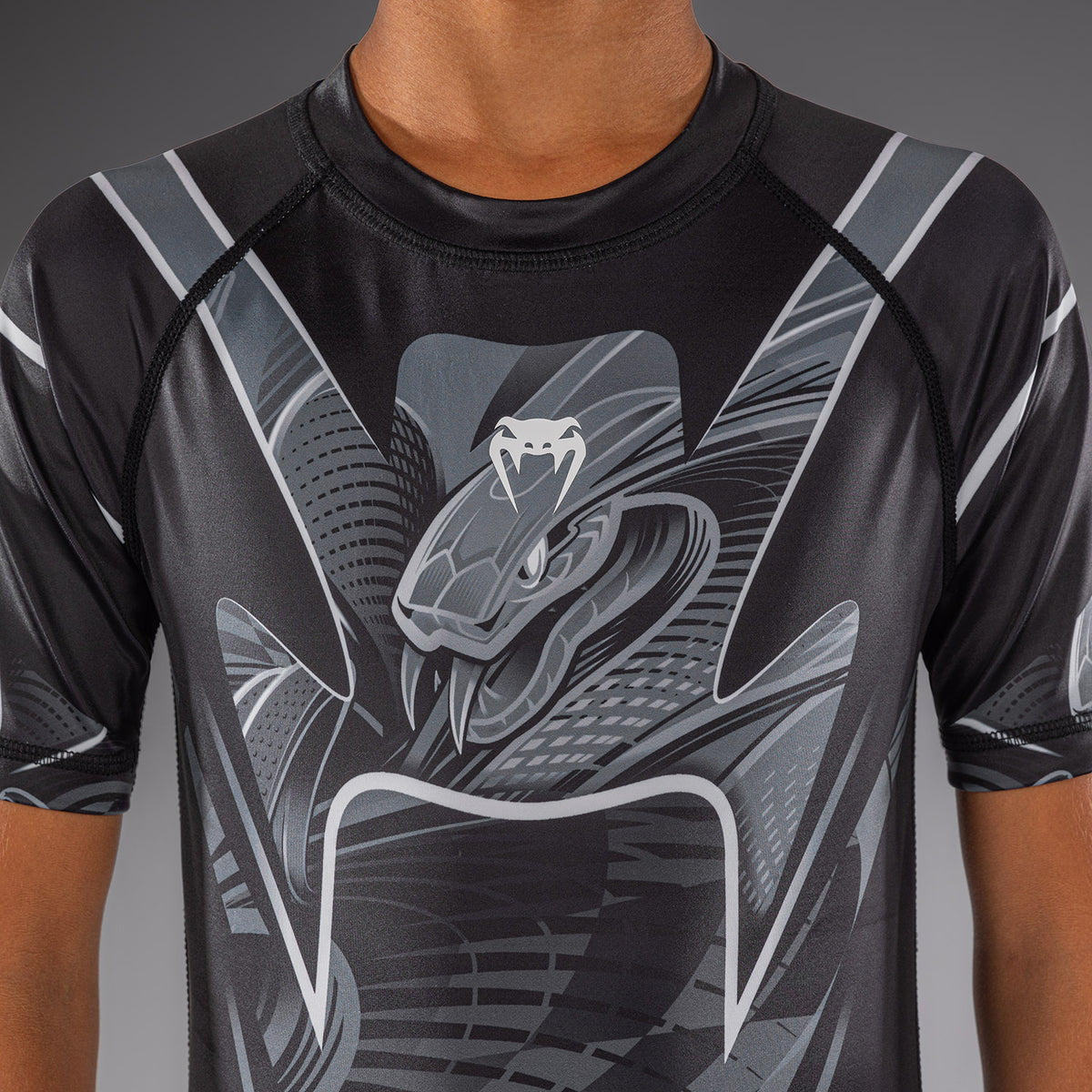 Venum Crimson Viper 2.0 Kinder Kurzarm-Rashguard - Schwarz/Grau