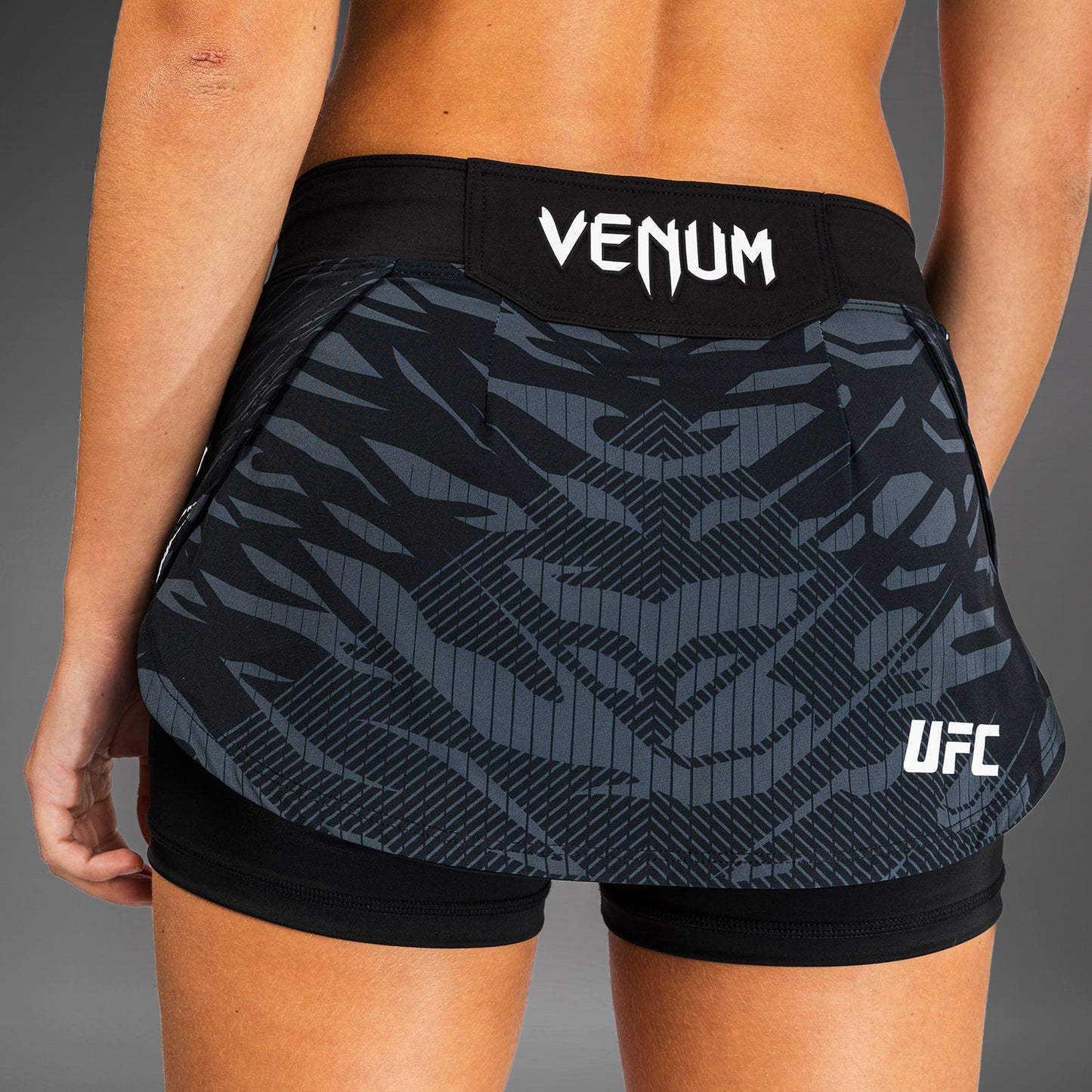 UFC Fusion by Venum Authentic Fight Night Damen-Skort - Schwarz