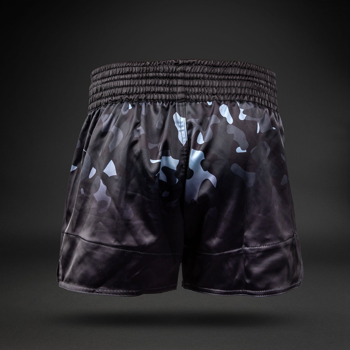 Venum Classic Muay Thai Shorts - Schwarz Camo/Orange