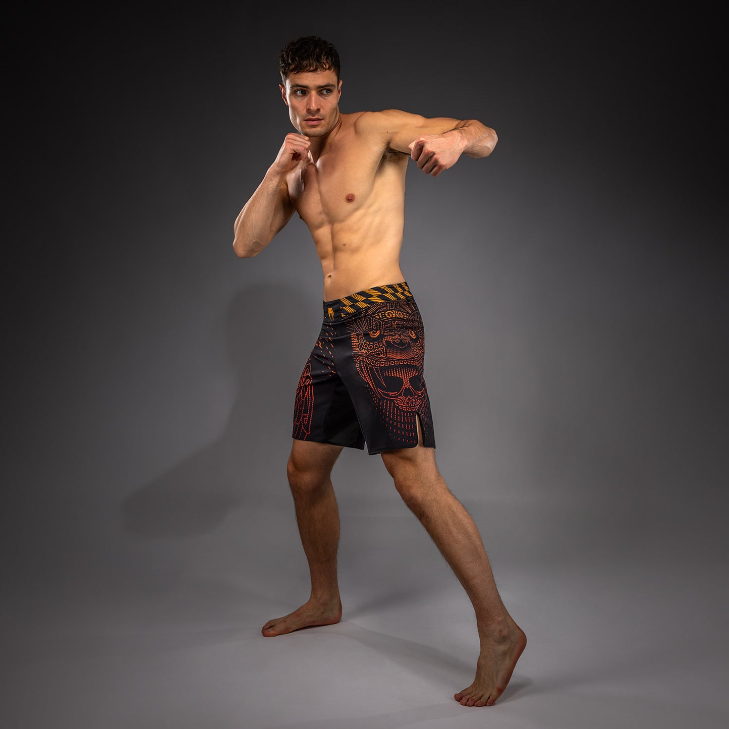 Venum Quetzal Fury Fightshorts - Schwarz/Fury Rot/Tangerine