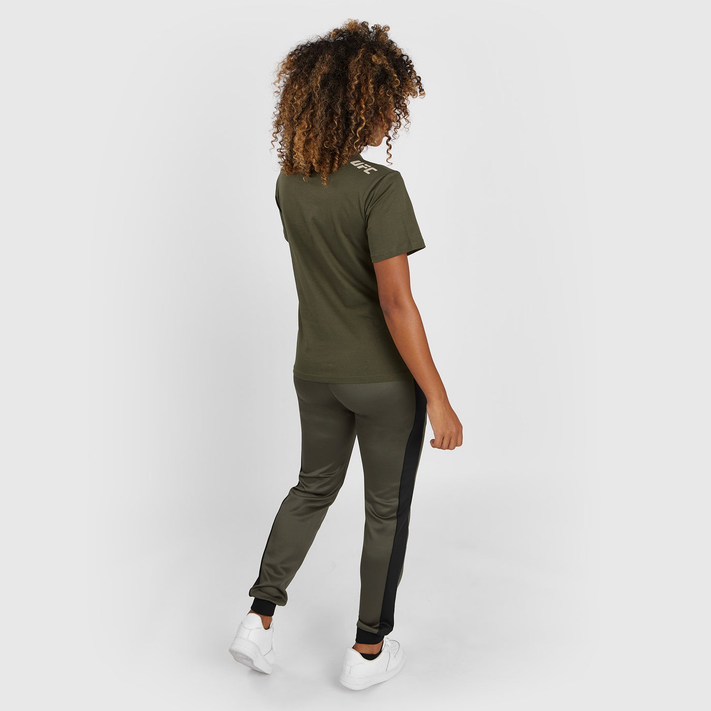 UFC Adrenaline by Venum Fight Week Kurzärmeliges Baumwoll-T-Shirt für Frauen  - Khaki