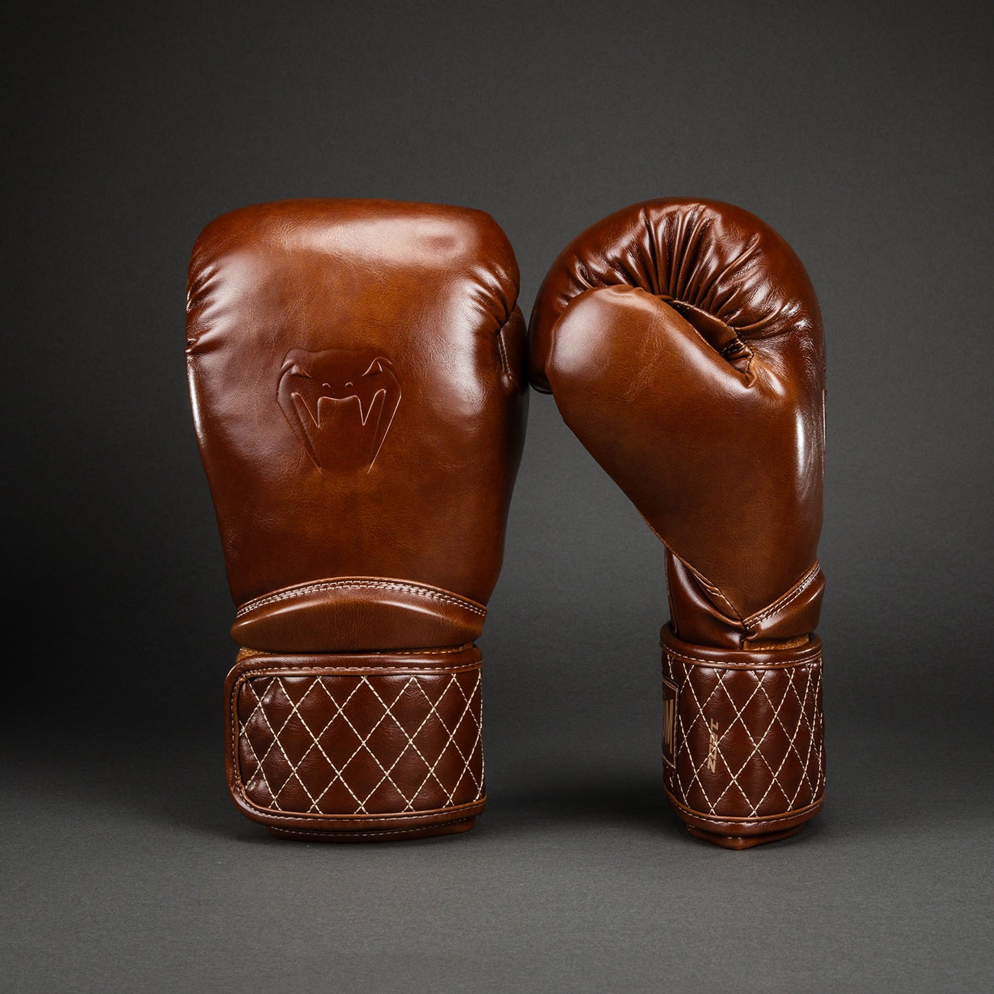 Venum Impact Classic Boxhandschuhe - Glänzendes Havana