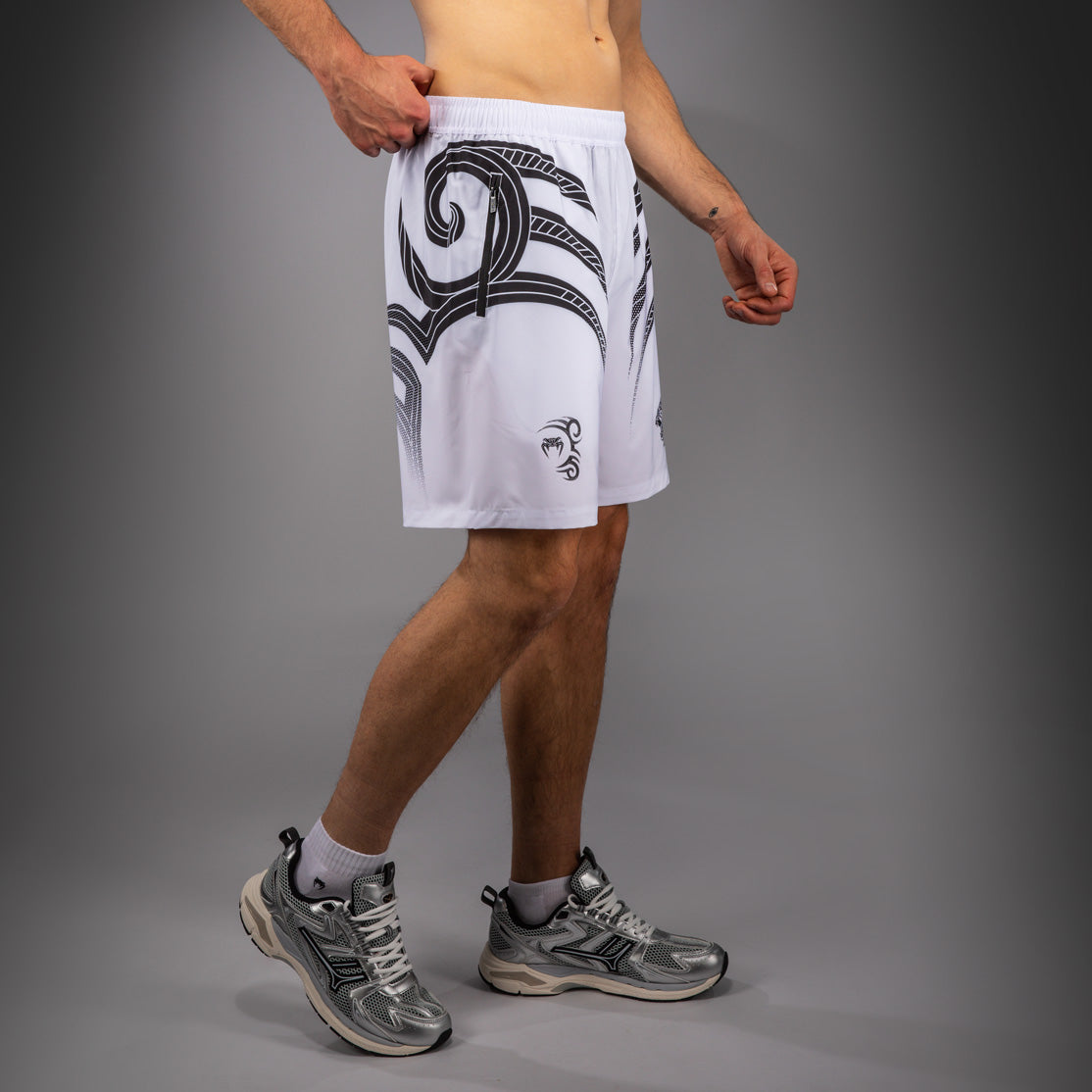 Venum x Mike Tyson Tiger Trainingsshorts - Optisch Weiß/Tiefschwarz